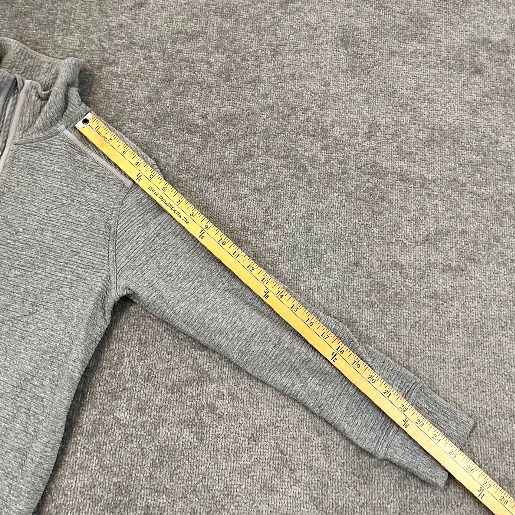 Lululemon **Lululemon On Repeat Jacket Gray Womens Size 4 Full Zip** User: Lululemon On Repeat Jacket Gray Size 4 Full Zip Womens Size S / US 4 / IT 40 - 7 Thumbnail