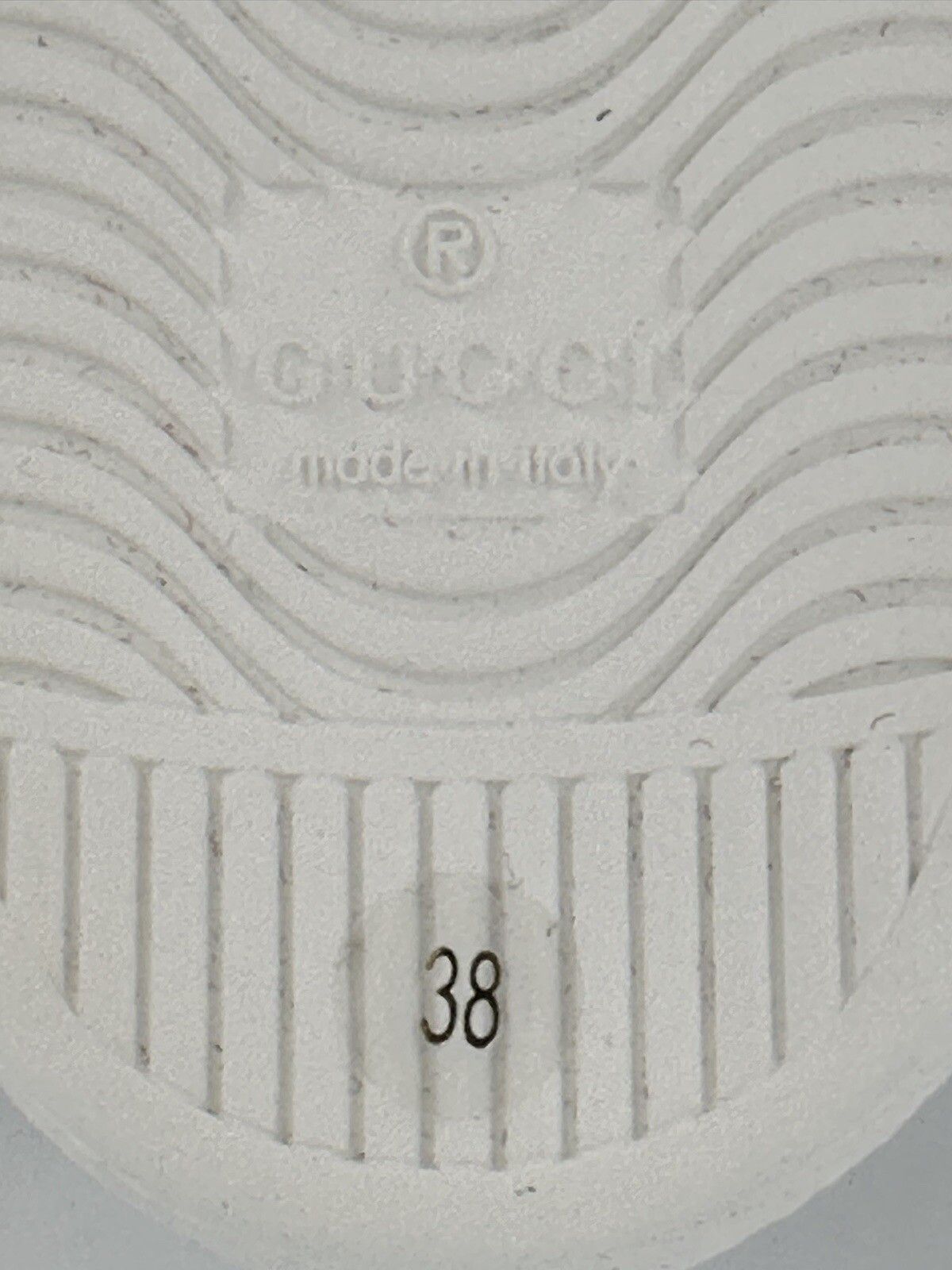 Gucci New Gucci ACE Sneakers Woman's Size-IT-38/US-8 Size US 8 / IT 38 - 9 Thumbnail