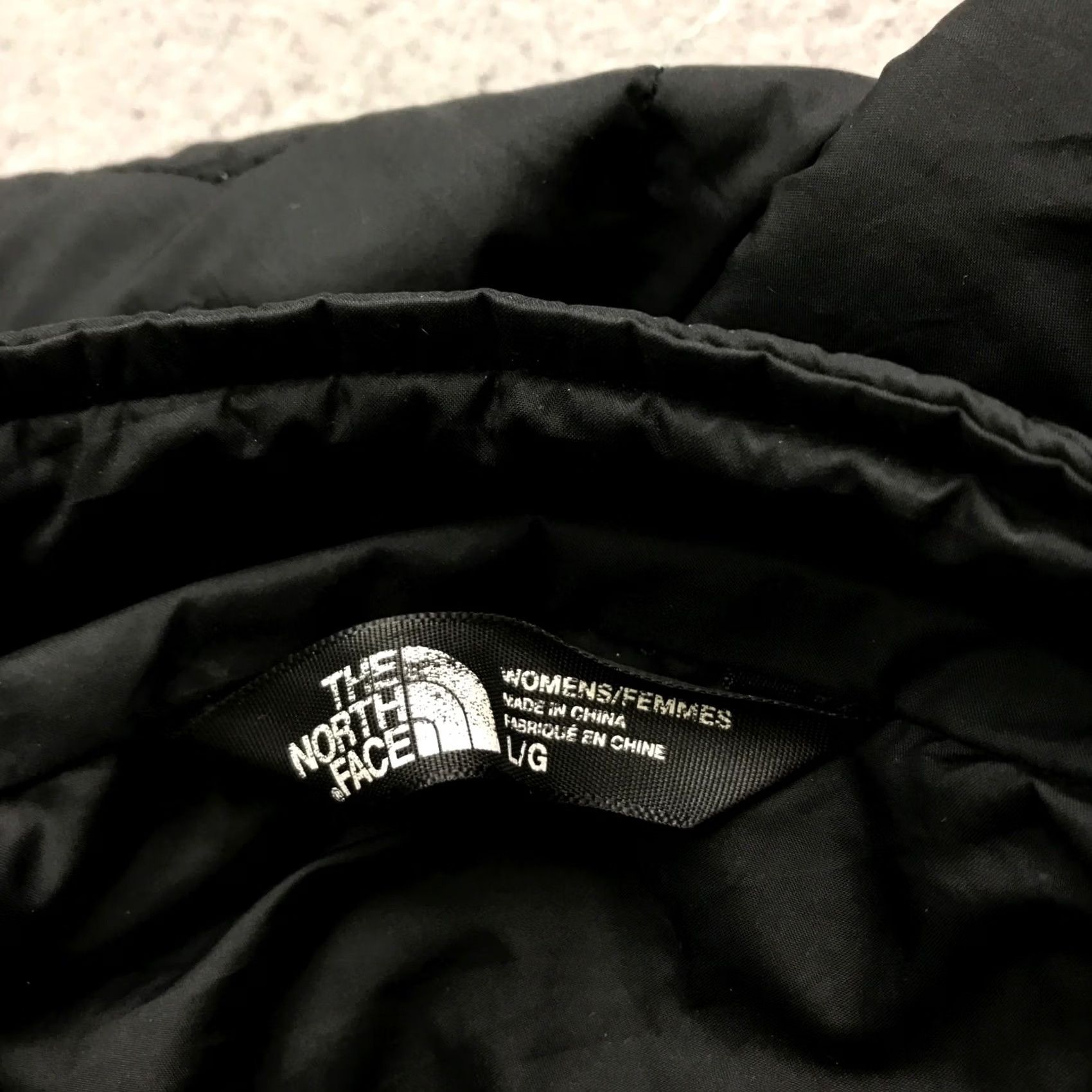 The North Face The North Face Logo Black Quilted Puffer Jacket Womens L Regular Long Sleeve Full Zip Pockets Size L / US 10 / IT 46 - 4 Thumbnail