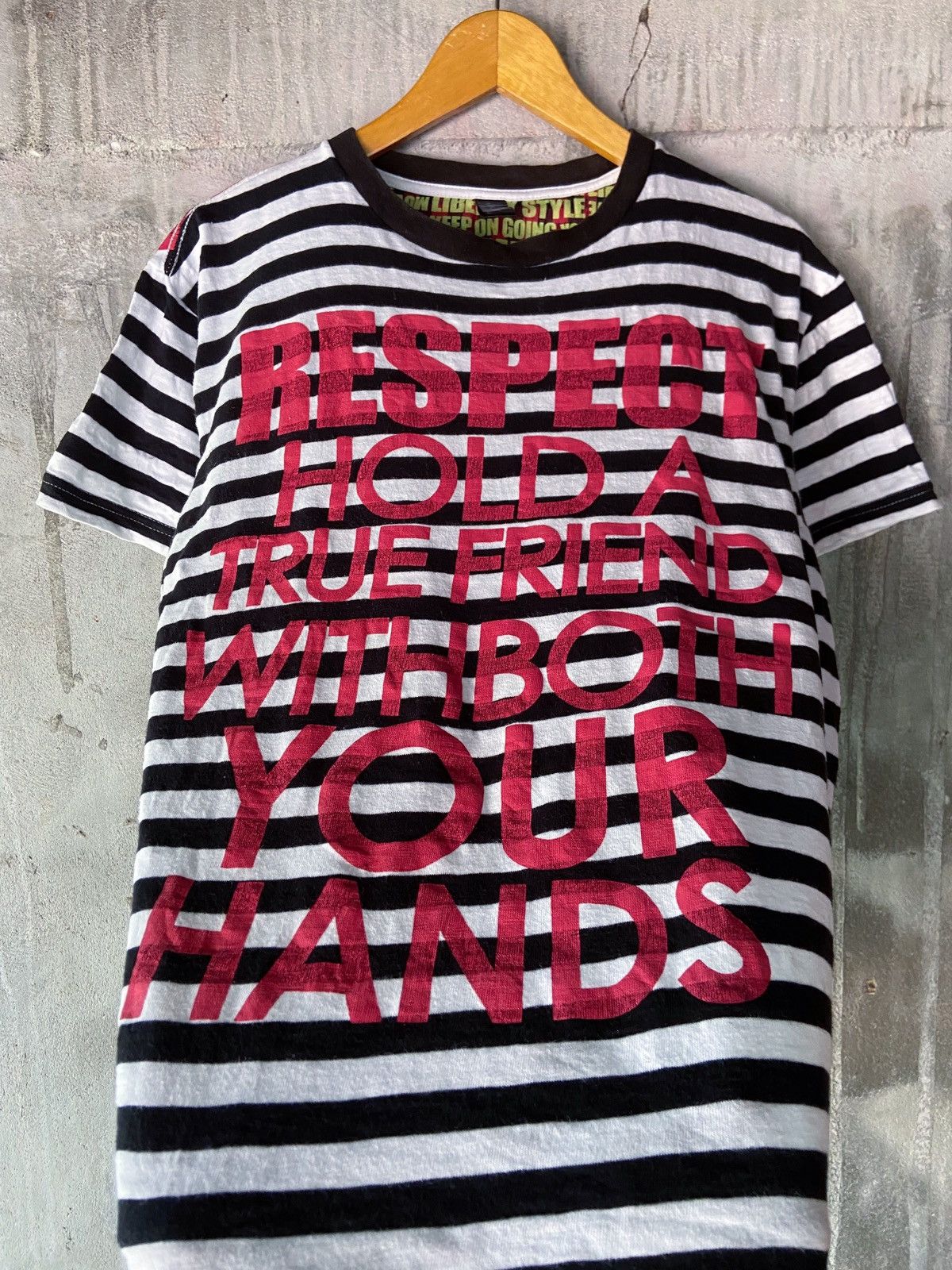 Japanese Brand RESPECT HOLD A TRUE FRIEND STRIPED TEE Size US M / EU 48-50 / 2 - 2 Thumbnail
