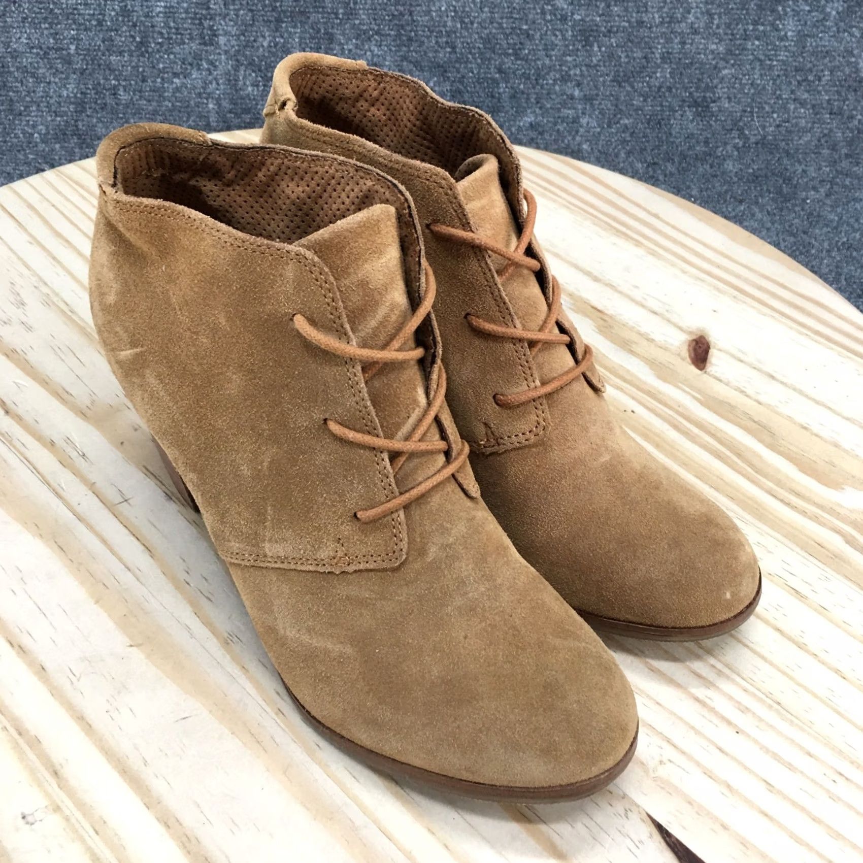 Toms TOMS Boots Womens 9.5 Chukka Tan Lace Up Casual Comfort Ankle Bootie Block Heel 3" Suede Brown Casual Womens Shoes Size L / US 10 / IT 46 - 3 Thumbnail