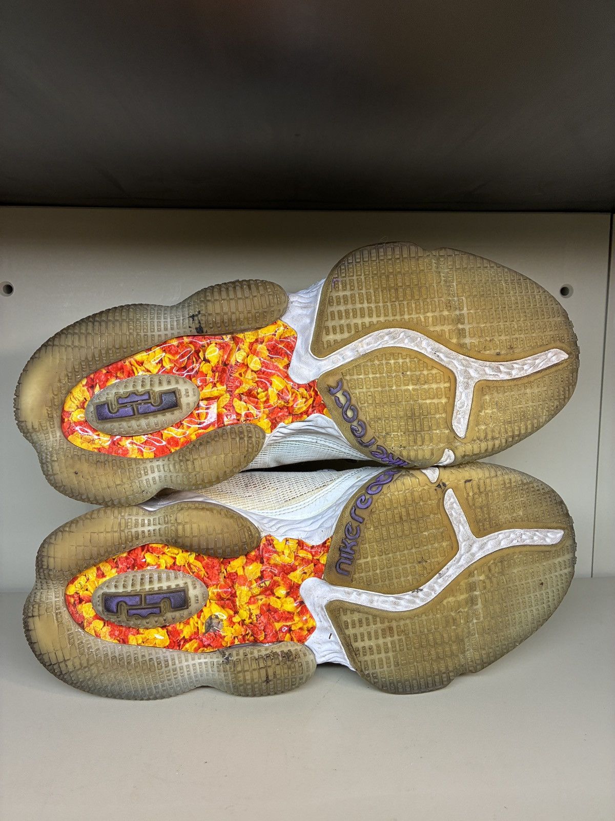 Other Nike LeBron 19 Low Magic Fruity Pebbles James Men Size 13 Size US 13 / EU 46 - 7 Thumbnail