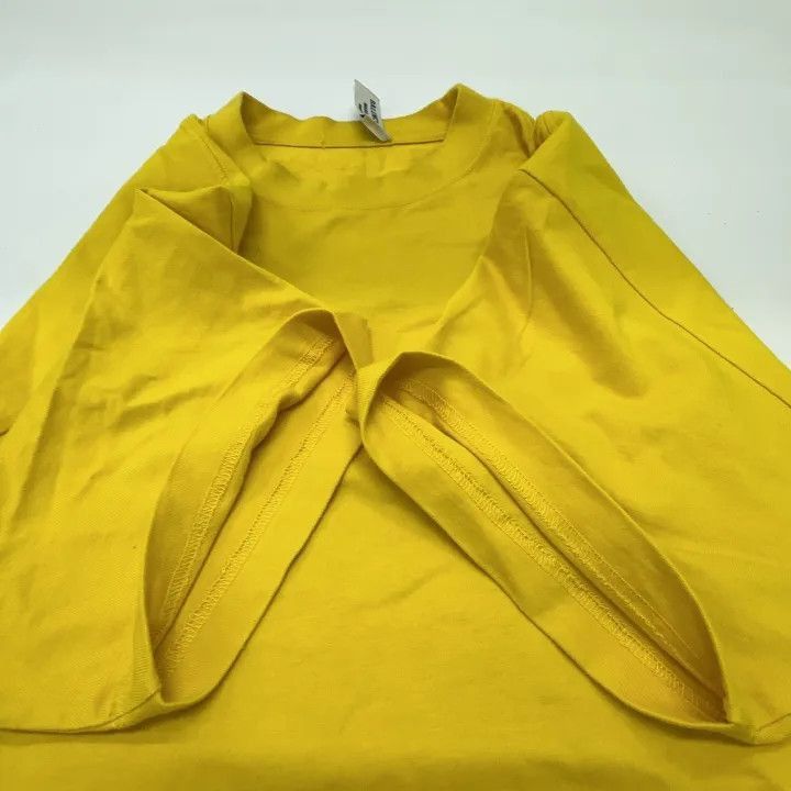 Balenciaga Balenciaga Balenciaga Logo Yellow Short Sleeve Tshirt -250 Size US S / EU 44-46 / 1 - 8 Thumbnail