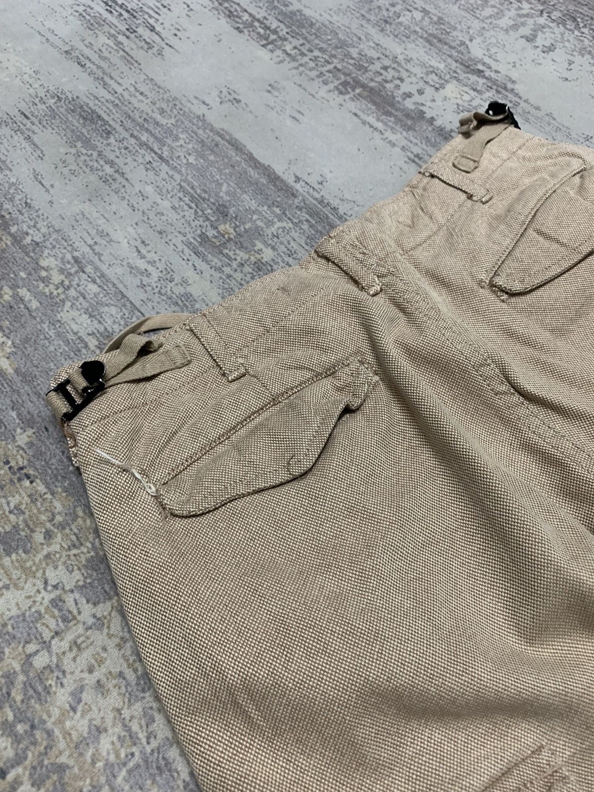 General Research 1997s General Research Bondage Cargo Shorts Size US 31 - 12 Thumbnail