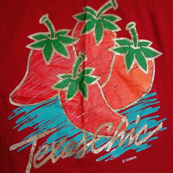 Vintage Vintage 90s Texas Chic Chili Peppers T-Shirt Size US L / EU 52-54 / 3 - 1 Thumbnail