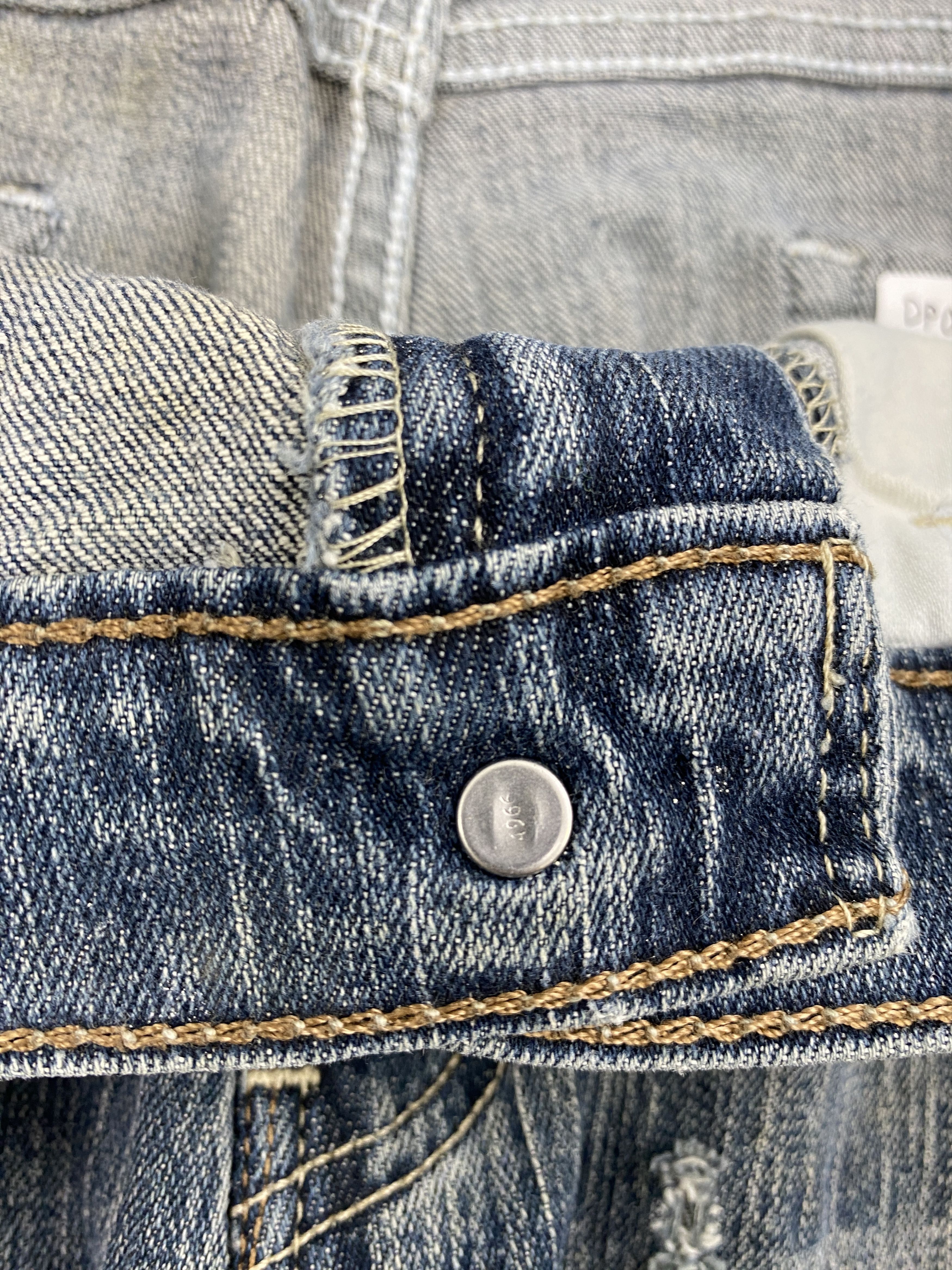 Levi's × Vintage Vintage Levi's Ripped Leg Rusty Denim Jeans Size US 34 / EU 50 - 8 Thumbnail