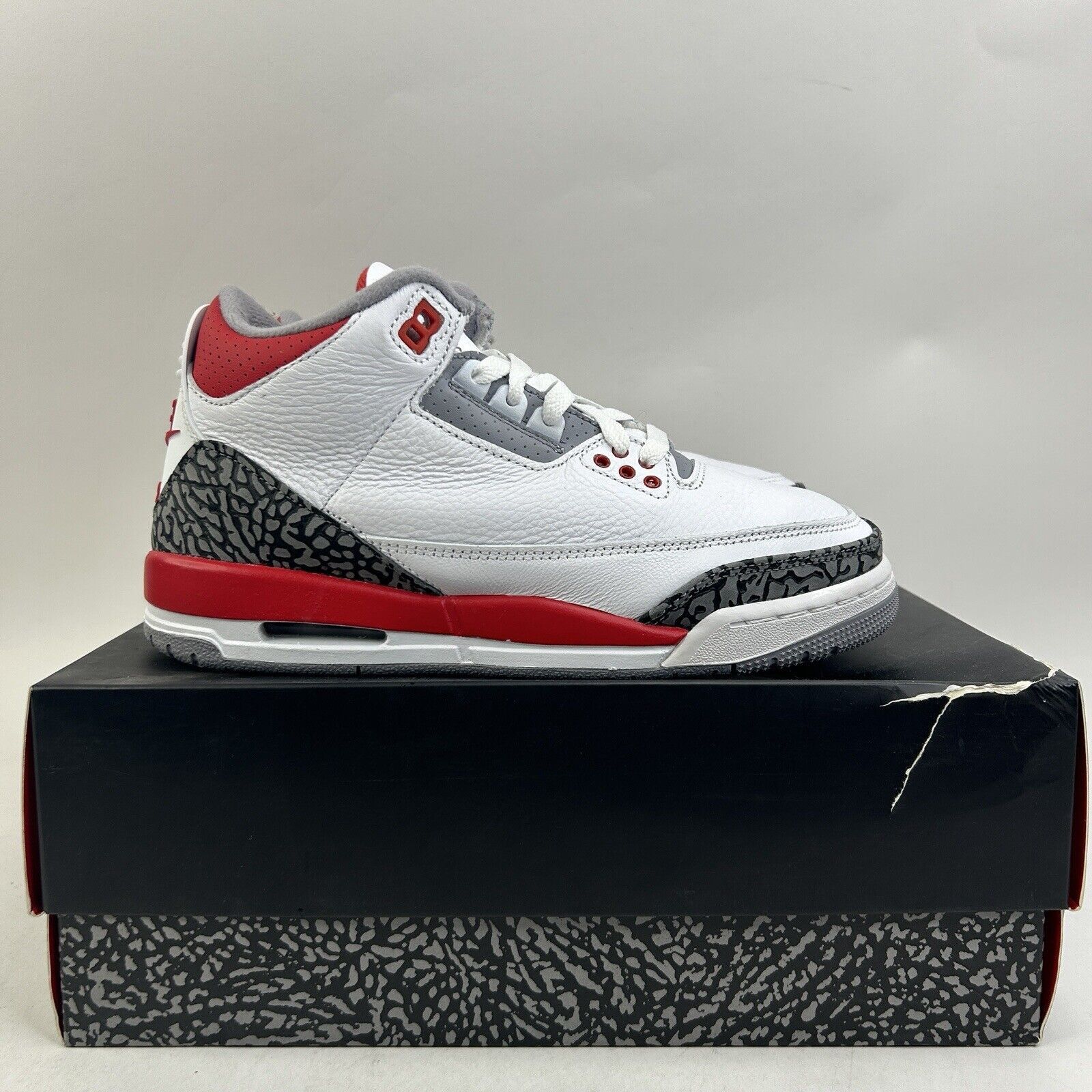 Nike Nike Air Jordan 3 Retro GS “Fire Red” 2024 Size US 7.5 / IT 37.5 - 5 Thumbnail