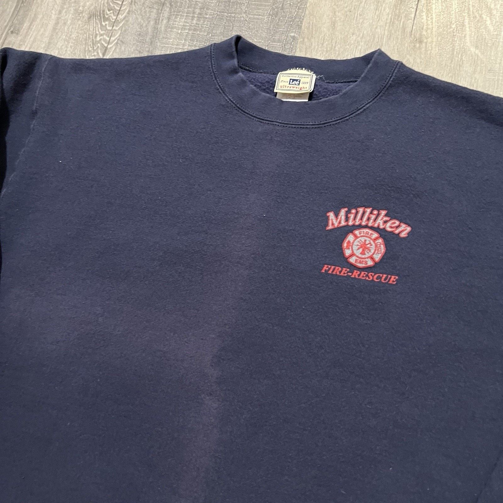 Lee VTG Milliken Colorado Fire Rescue Faded EMT Rescue Crewneck Size US XL / EU 56 / 4 - 3 Thumbnail