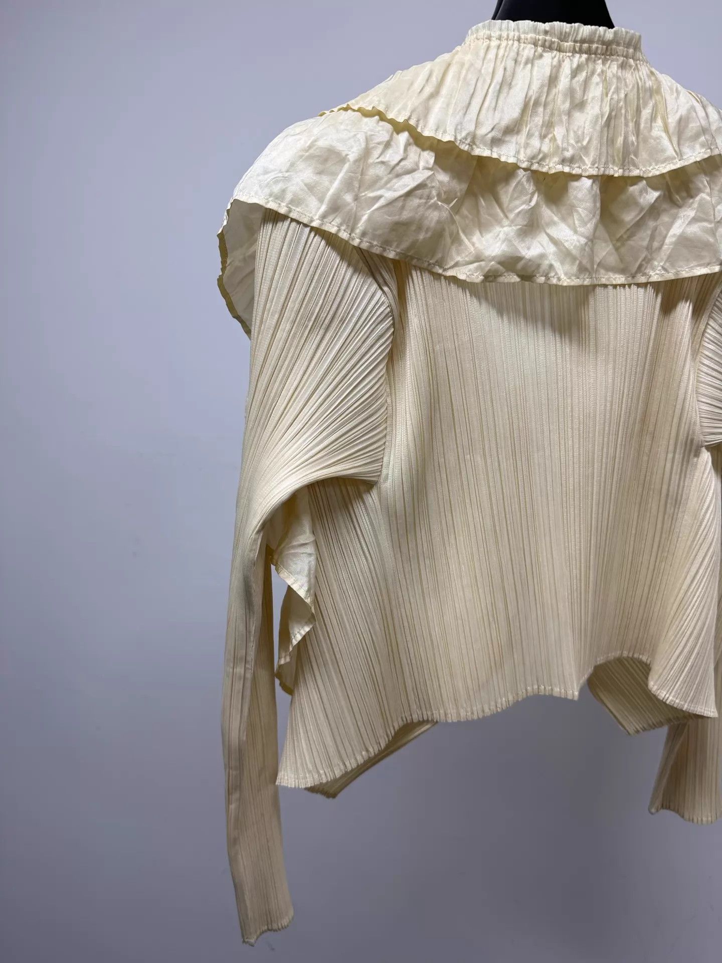 Issey Miyake Issey Miyake Pleated Ruffle Women's Blouse Made in Japan Size XL / US 12-14 / IT 48-50 - 6 Thumbnail