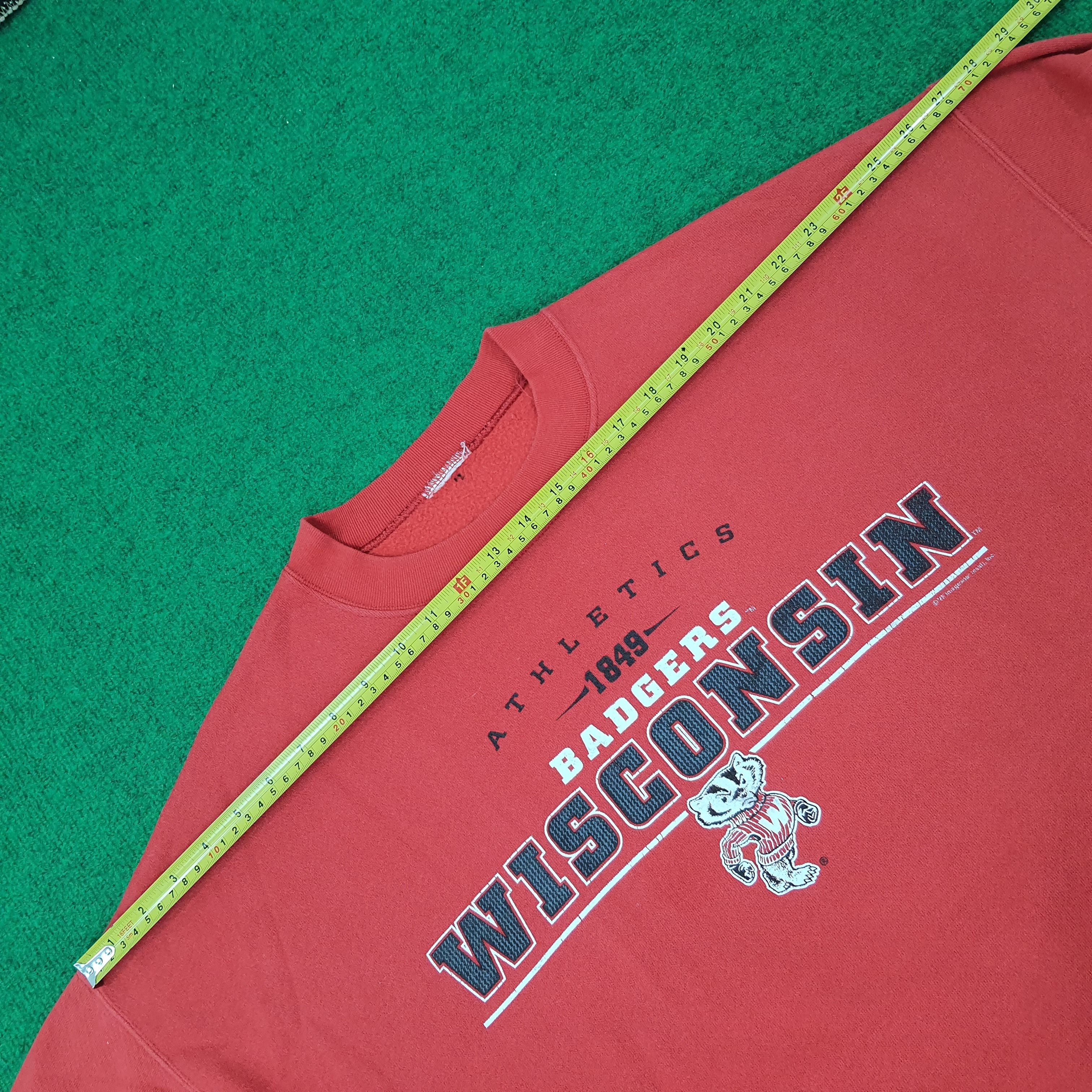 NFL Vintage Badgers Wisconsin Football NFL Sweatshirt C248N3 Size US XL / EU 56 / 4 - 7 Thumbnail