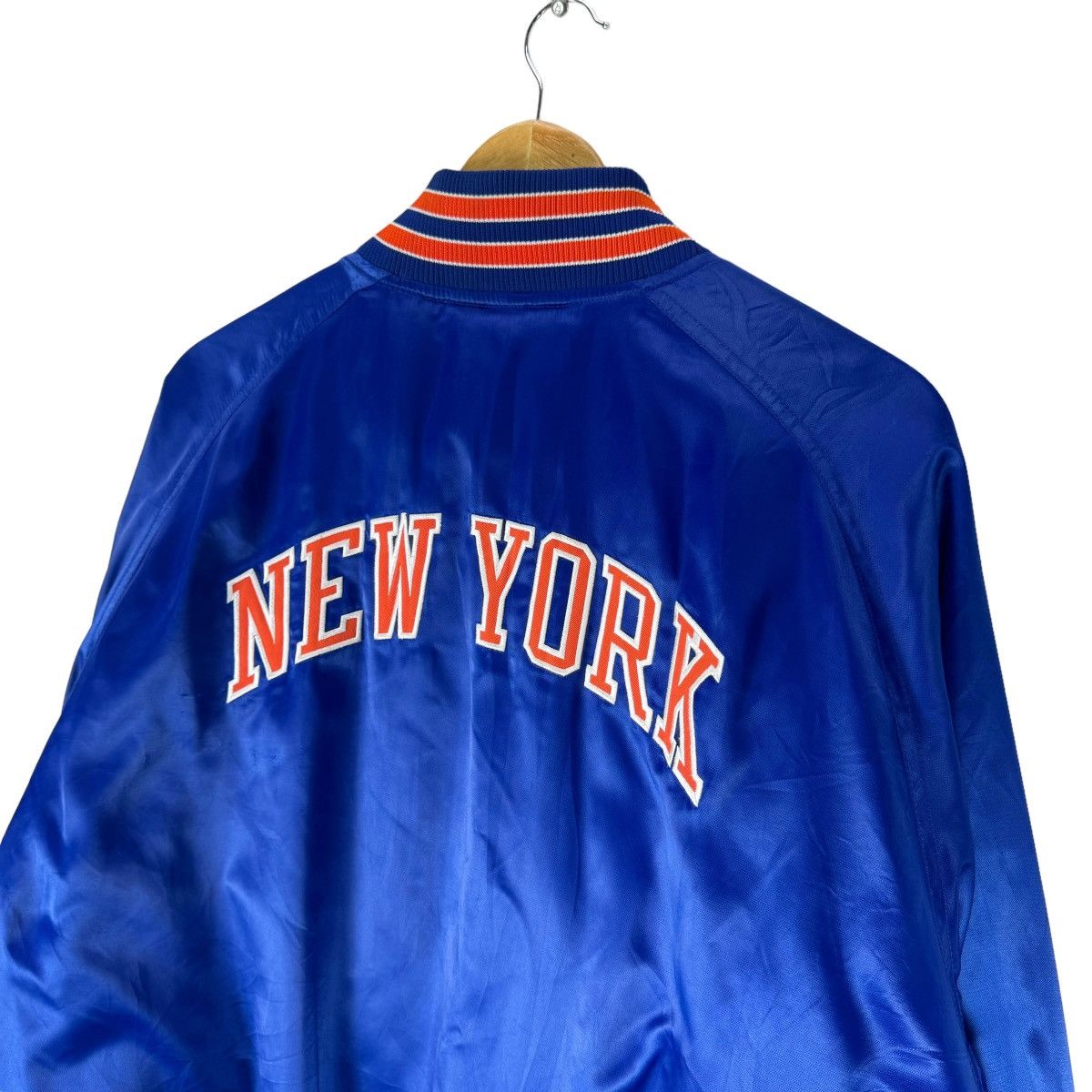 Nike 🌟VINTAGE 90s NIKE NEW YORK KNICKS NBA VARSITY JACKET Size US L / EU 52-54 / 3 - 6 Thumbnail