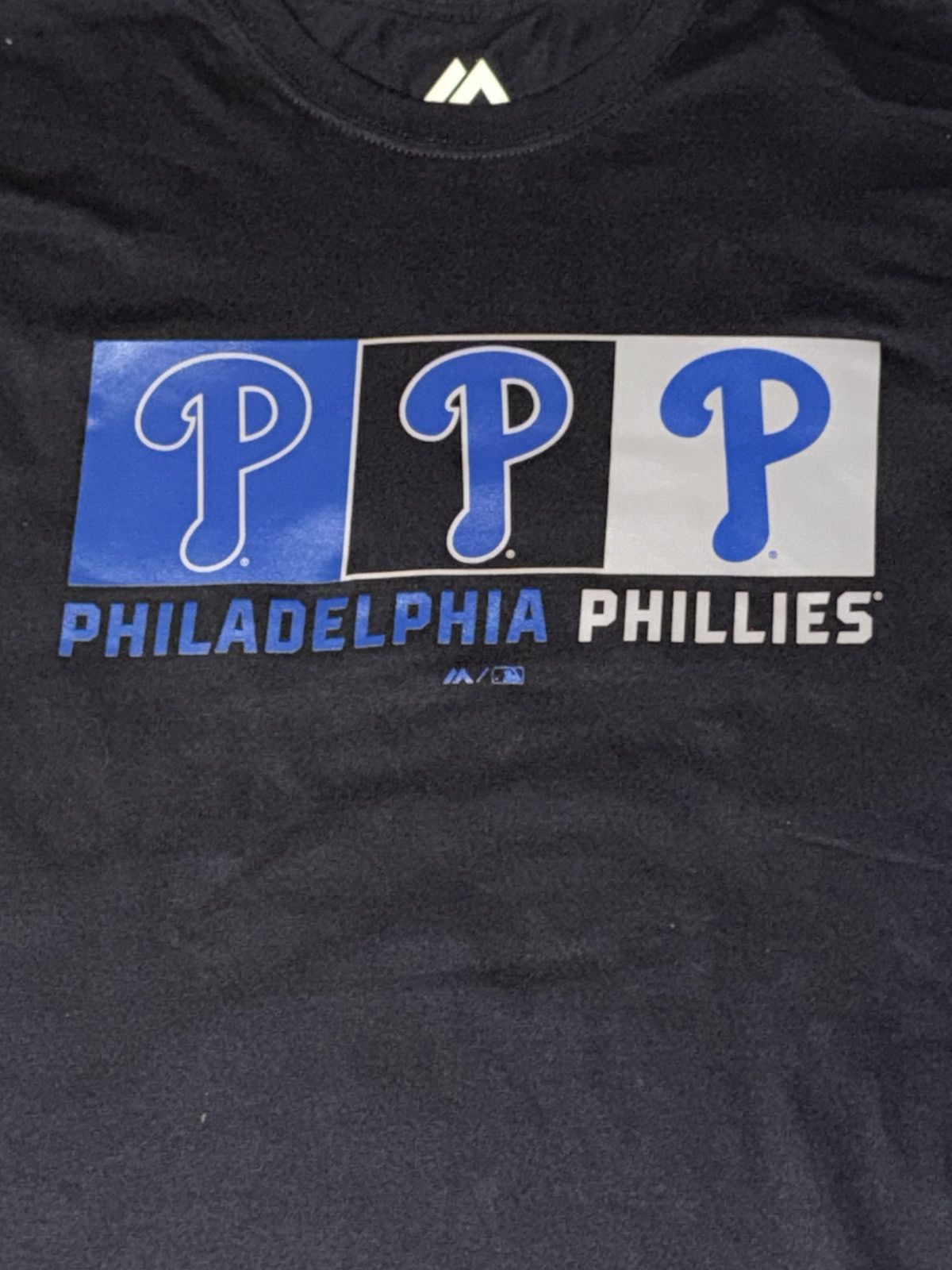 Majestic Majestic MLB Philadelphia Phillies Graphic Tee Mens XL Size US XL / EU 56 / 4 - 15 Thumbnail