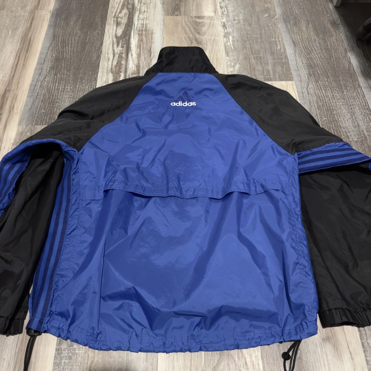 Adidas × Vintage Vintage Adidas Windbreaker Size L Size US L / EU 52-54 / 3 - 5 Thumbnail