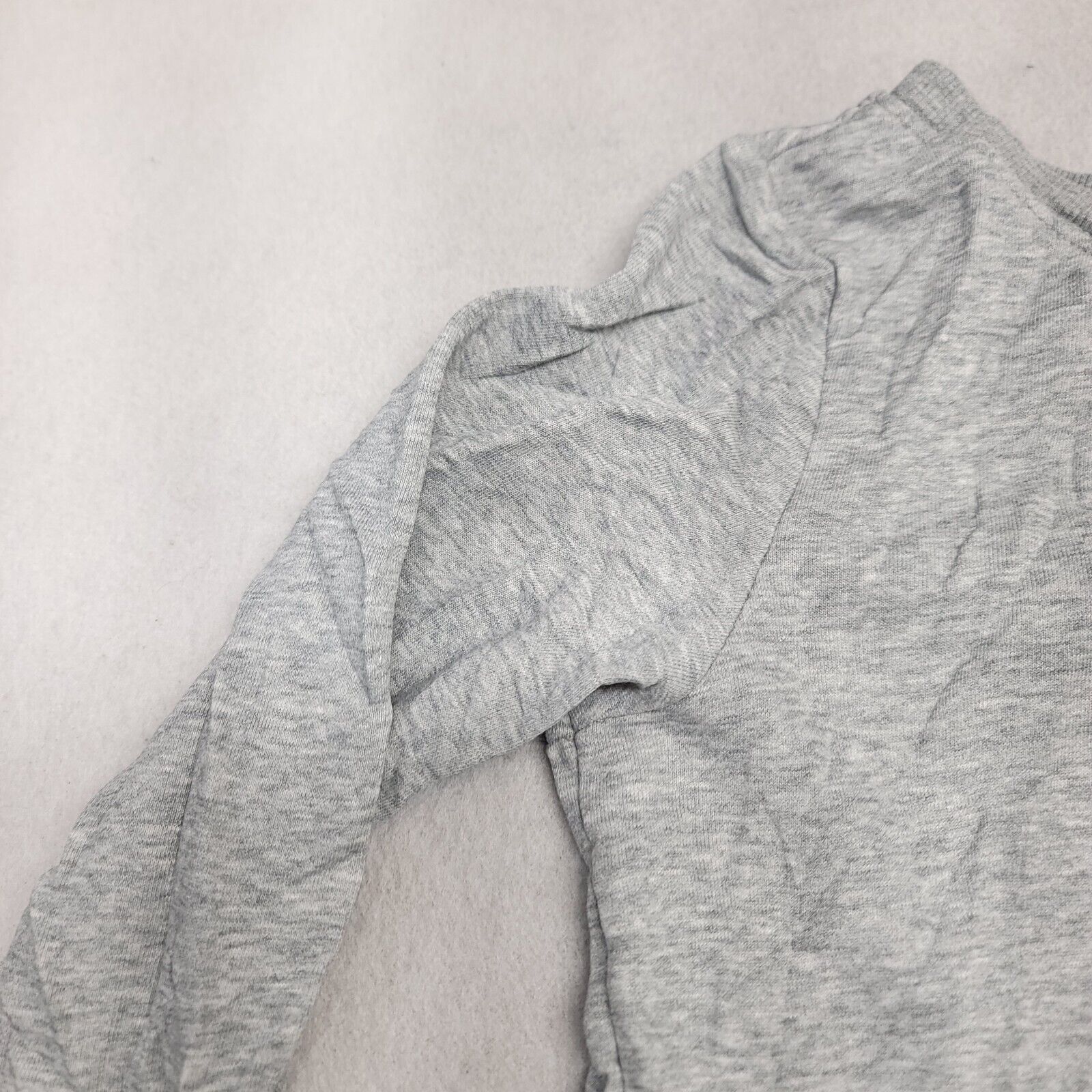 Uniqlo Uniqlo Casual Pullover Long Sweatshirt Womens Size S Gray Size S / US 4 / IT 40 - 4 Thumbnail