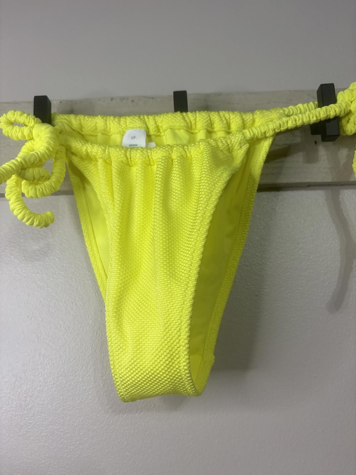 Designer Aerie Vibrant Yellow Mesh Bikini Bottoms - Stylish & Comfy Size ONE SIZE - 1 Thumbnail