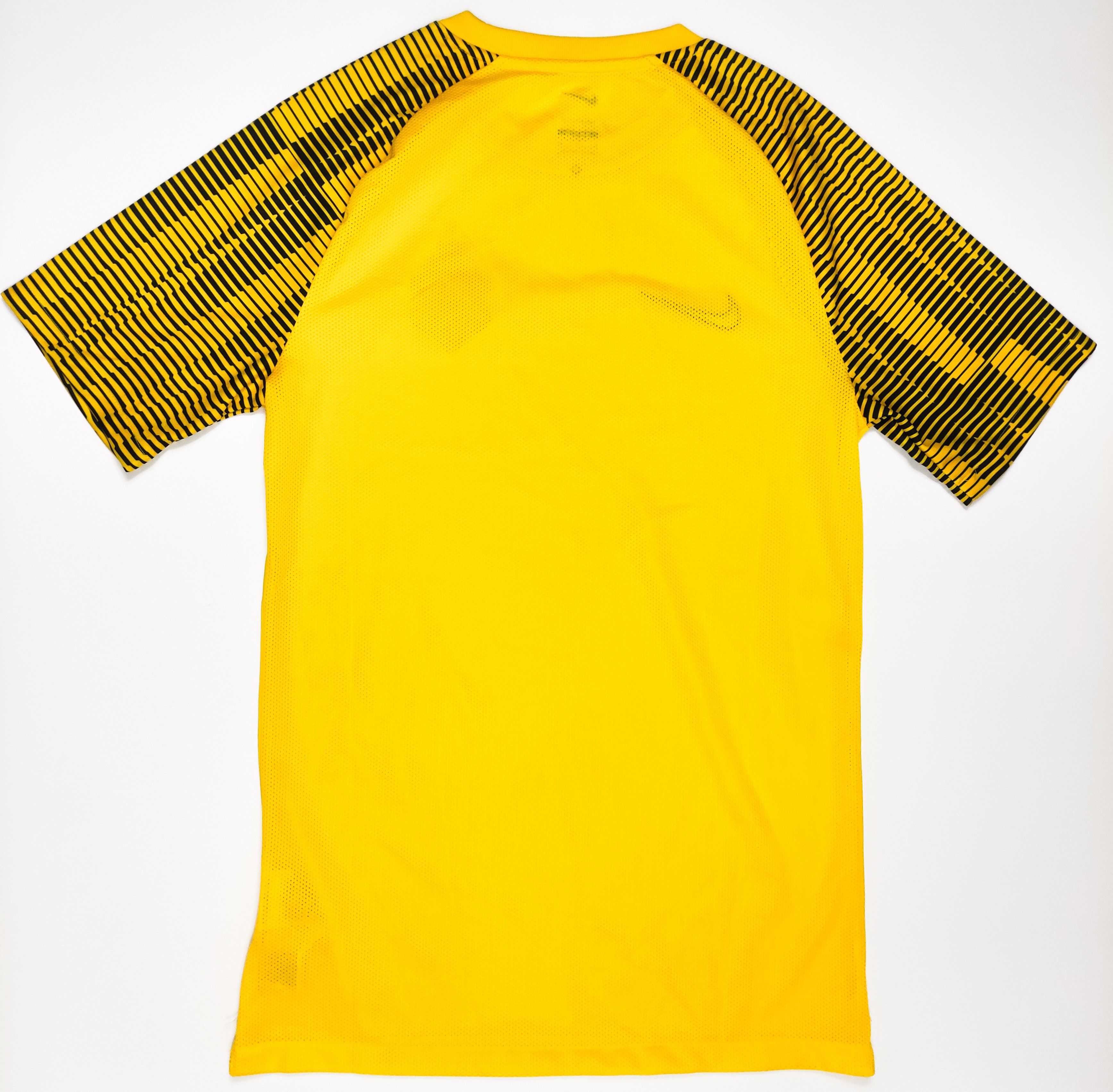Nike AIK Fotboll Stockholm 2021 Nike Training Shirt Sweden Size US S / EU 44-46 / 1 - 2 Thumbnail