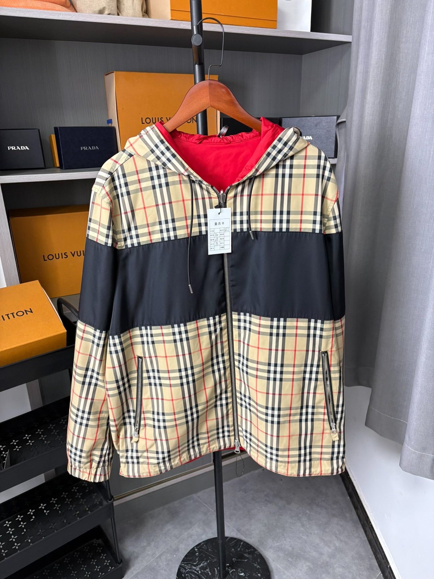 Burberry Burberry Patchwork Plaid Red Light Jacket XL Men Size US XL / EU 56 / 4 - 1 Thumbnail