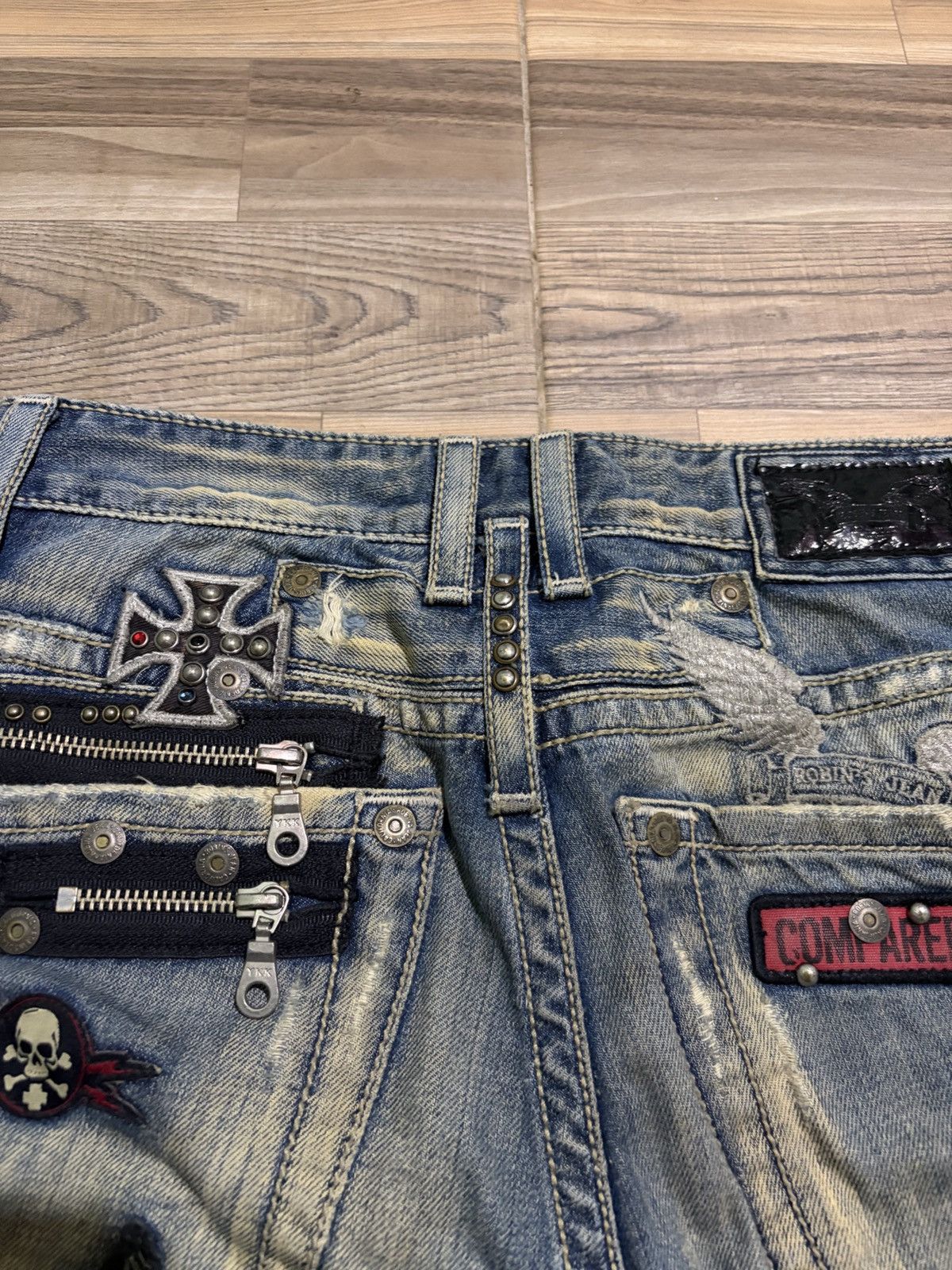 Robins Jeans ROBINS JEAN SKULL PUNK STUDDED ROCK AND ROLL JEANS SIZE 29 Size US 29 - 6 Thumbnail
