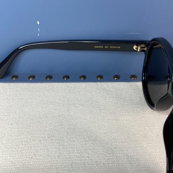 Gucci GUCCI GG0767S aviator sunglass comes in a shiny black frame Size ONE SIZE - 12 Thumbnail