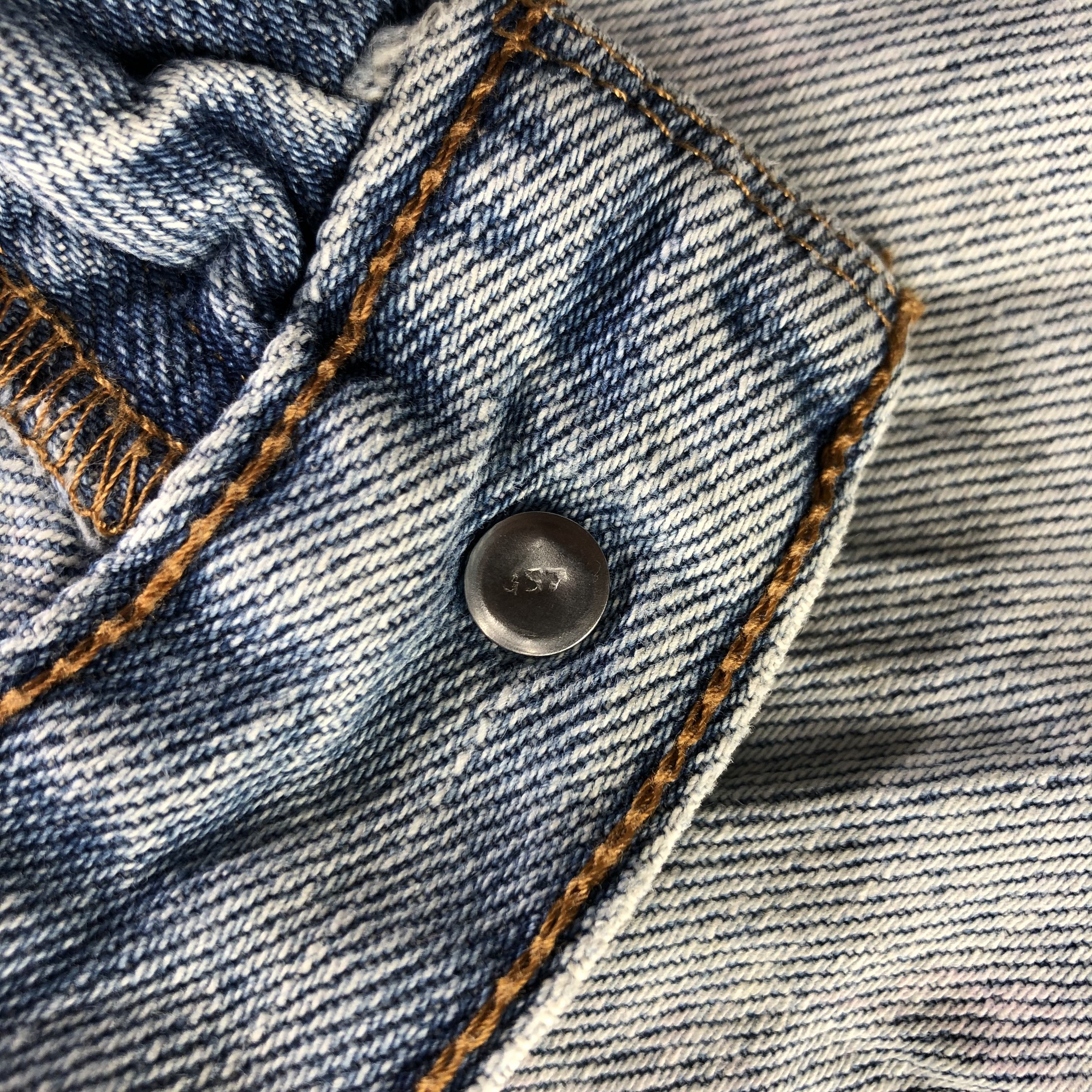 Levi's Vintage Light Wash Levis 550 Jeans-J3236 Size US 33 - 9 Thumbnail