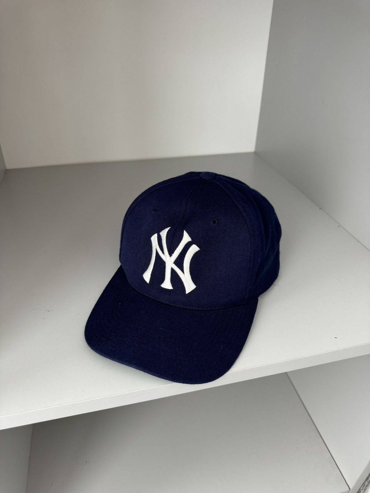 MLB Sports Specialties New York Yankees Vintage Rare Cap