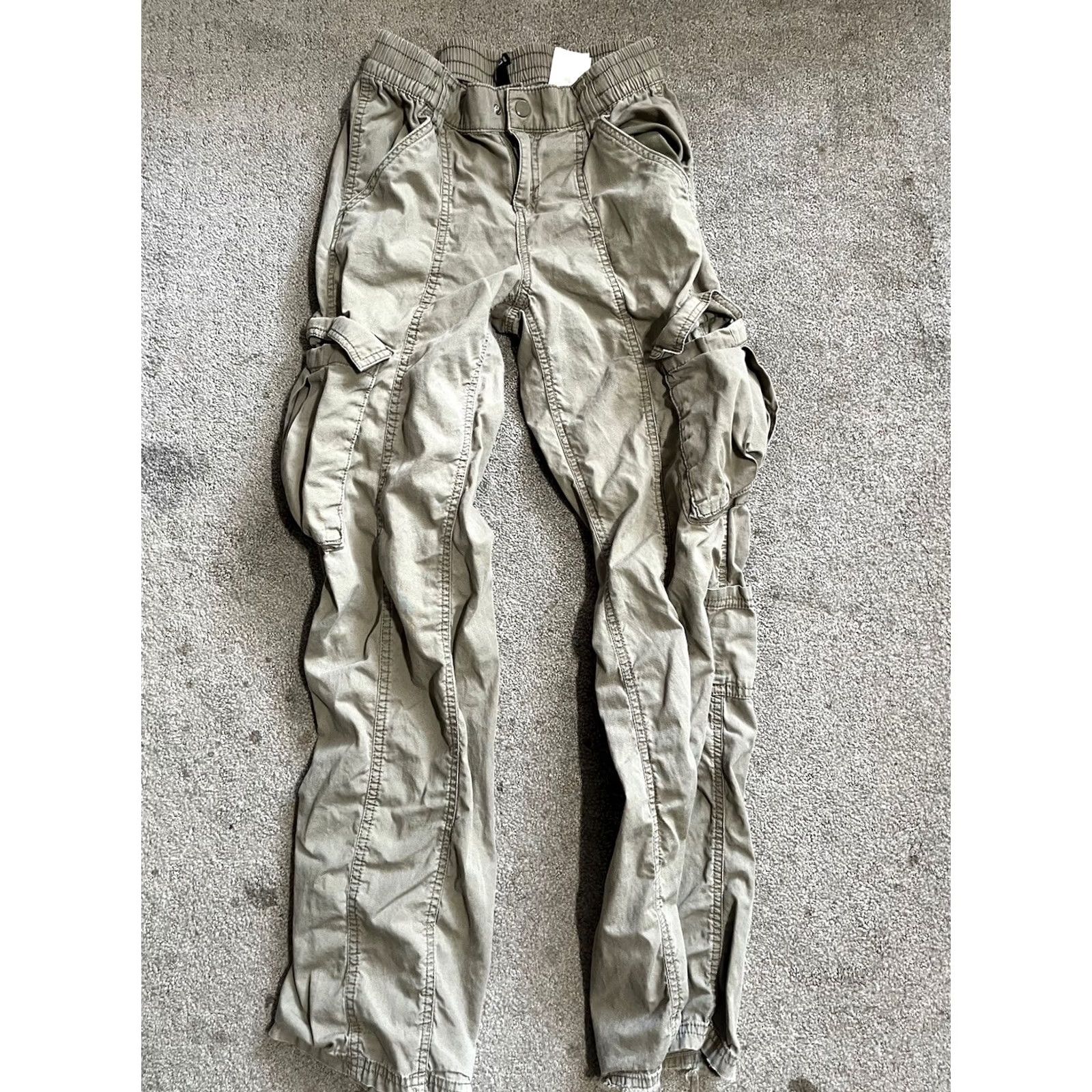H&M Divided by H&M Women's High-Rise Cargo Pocket Pants Size 0 Beige 100% Cotton Cord/Canvas look? Size 25" / US 0 / IT 36 - 2 Thumbnail