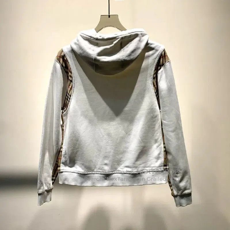 Burberry Burberry Women's White Cotton Hoodie. Size S / US 4 / IT 40 - 5 Thumbnail