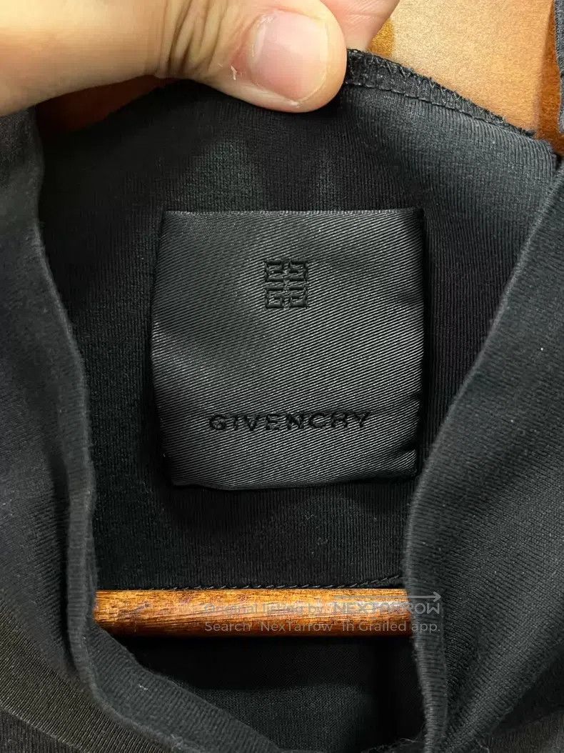 Givenchy Givenchy Logo embroidery short sleeve Size US XL / EU 56 / 4 - 7 Thumbnail