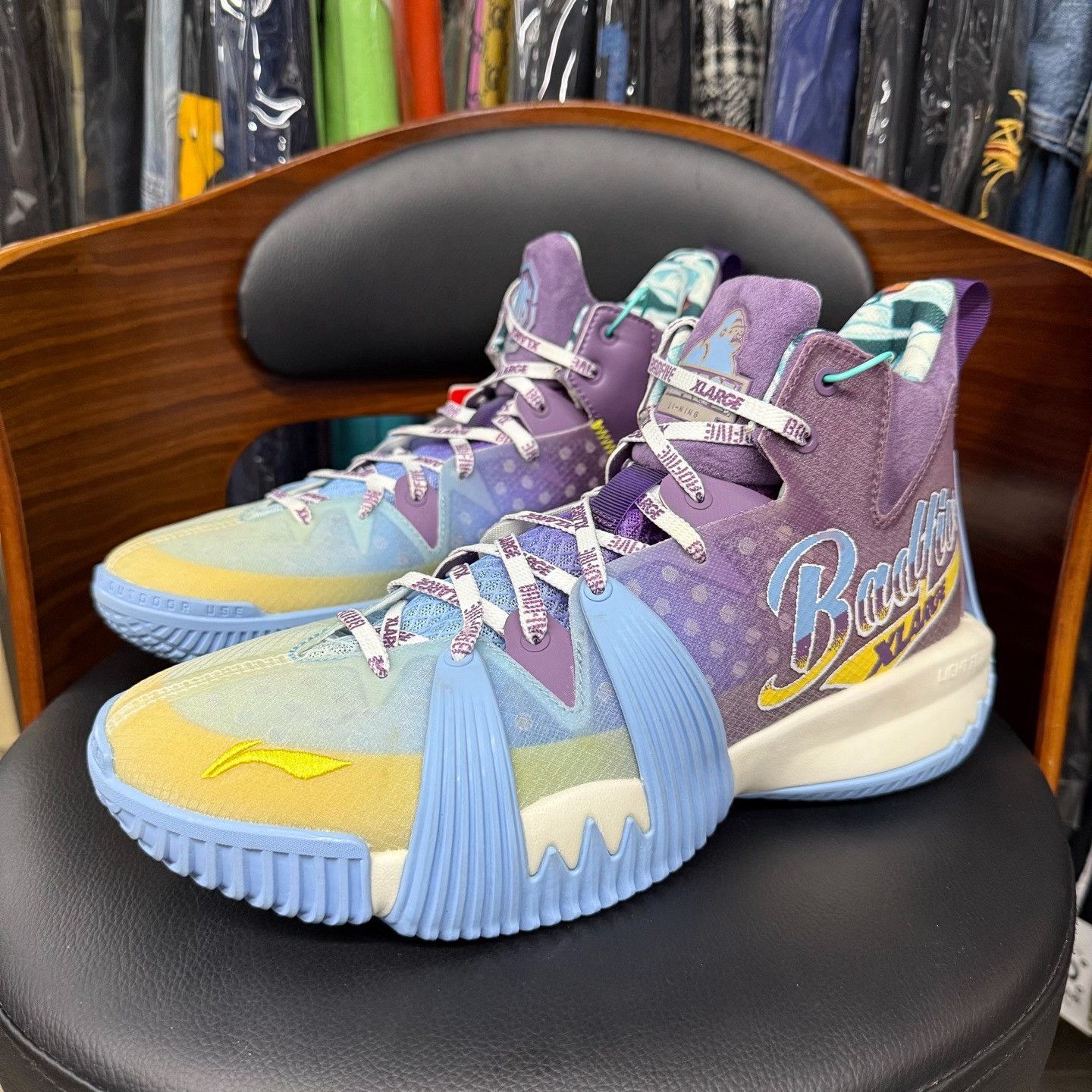 Li-Ning Li-Ning Collab Multi Lowtop Sneakers 10.5 Men Size US 10.5 / EU 43-44 - 1 Thumbnail
