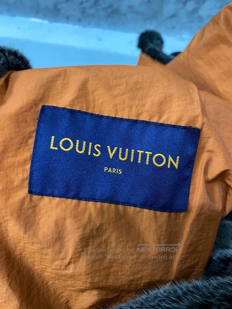 Louis Vuitton Louis Vuitton Fur vest Size US S / EU 44-46 / 1 - 5 Thumbnail