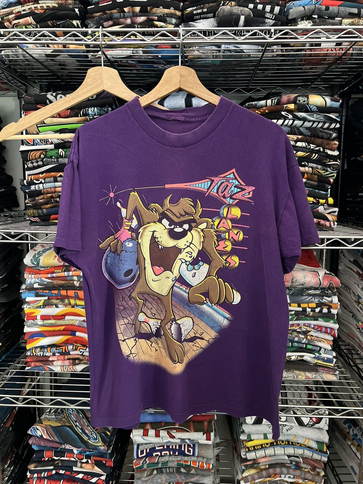 Warner Bros 90s Looney Tunes Taz Bowling Lanes Tee Singe Stitch Size US L / EU 52-54 / 3 - 1 Thumbnail