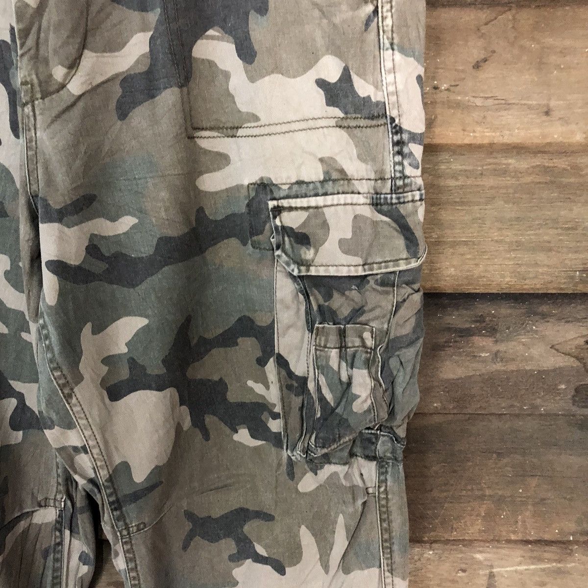 Japanese Brand DL Plus More Camo utility military cargo Pants #S2775 Size US 35 - 7 Thumbnail