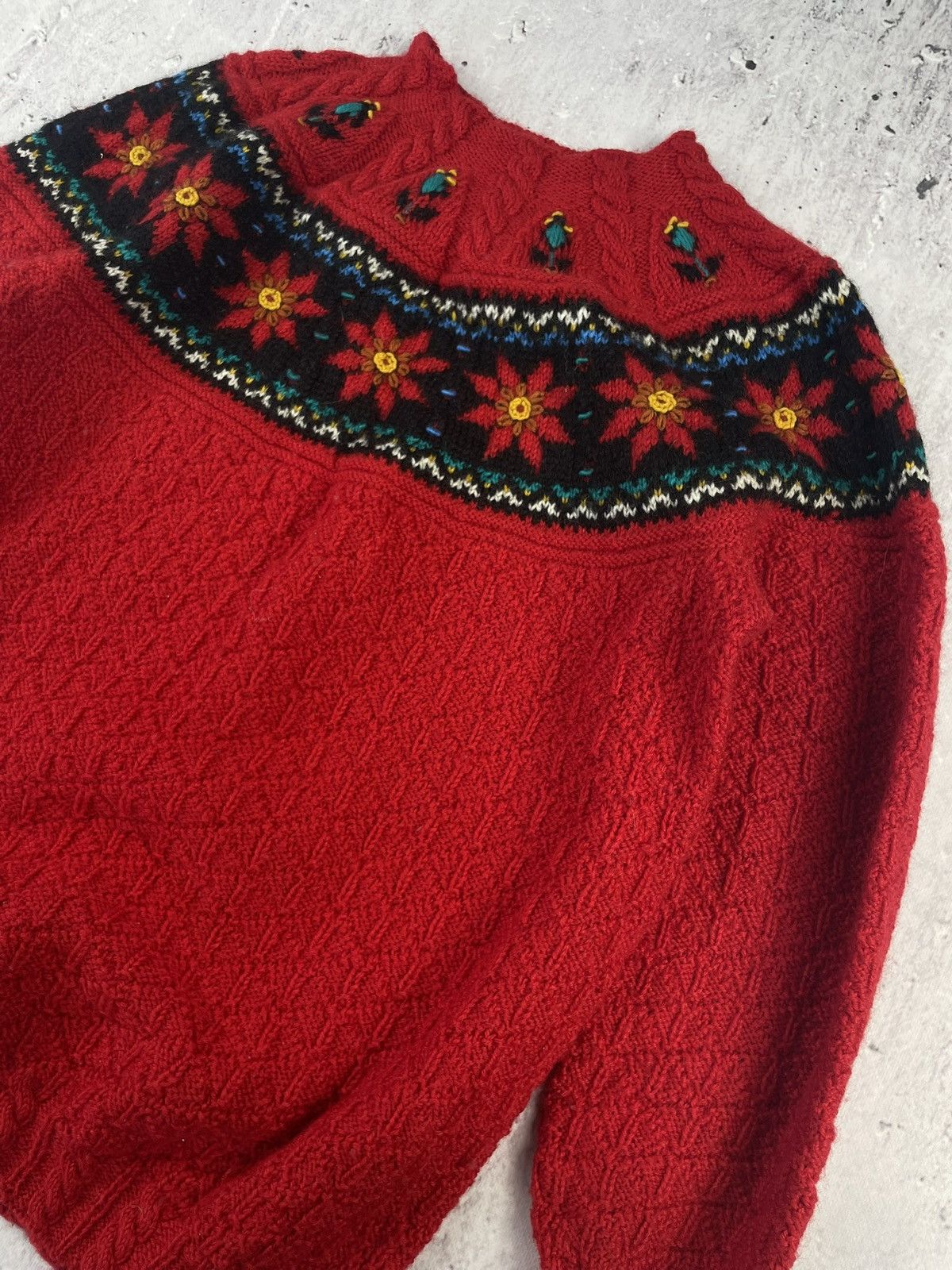 Dale Of Norway × Vintage Vintage Dale Of Norway Red Flowers Sweater Size M / US 6-8 / IT 42-44 - 2 Thumbnail