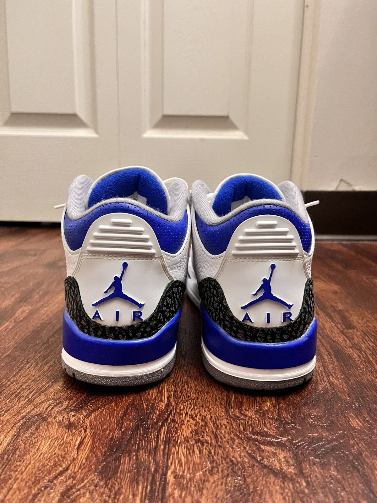 Jordan Brand Jordan 3s Size US 8.5 / EU 41-42 - 4 Thumbnail