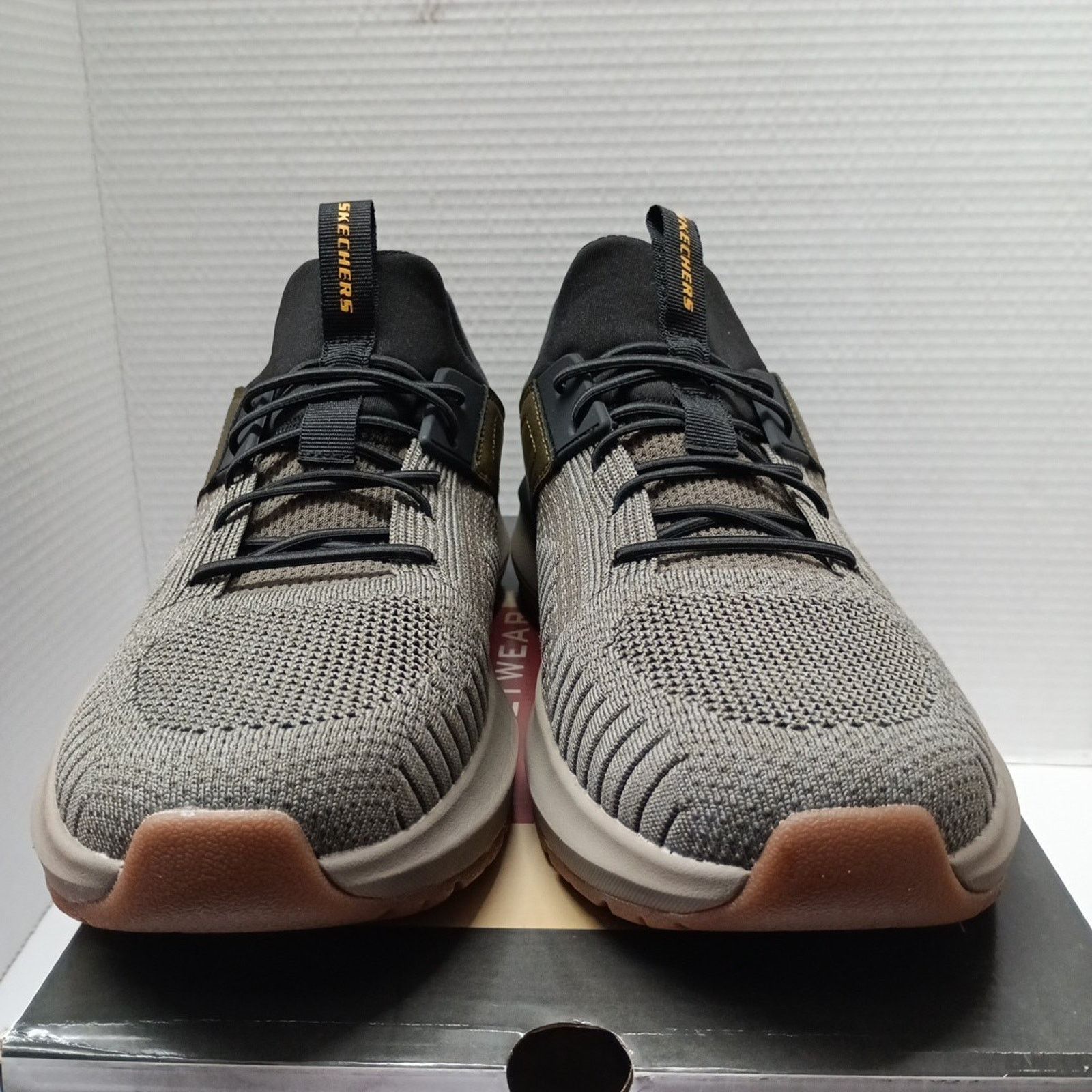 SKECHERS Men's Skechers Sneakers Size 12 Gray Black Olive Classic Fit Size US 12 / EU 45 - 2 Thumbnail