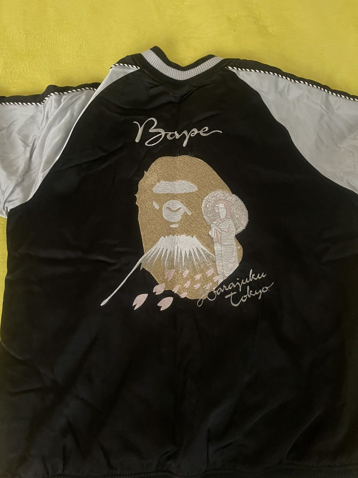 Bape A Bathing Ape Souvenir Jacket Sakura Size US L / EU 52-54 / 3 - 1 Thumbnail