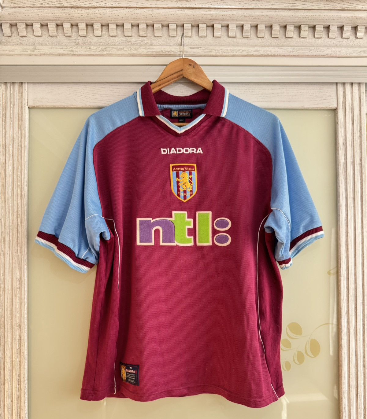 Diadora Vintage Merson #10 Aston Villa 2000-2001 Home Soccer Jersey Size US L / EU 52-54 / 3 - 2 Thumbnail