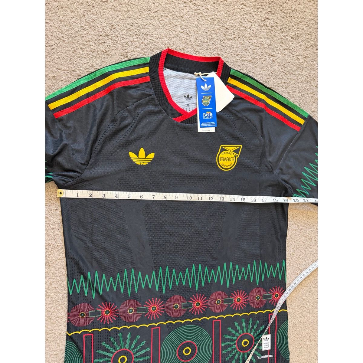 Adidas JAMAICA 26 X BOB MARLEY AWAY AUTHENTIC JERSEY Size US M / EU 48-50 / 2 - 16 Thumbnail