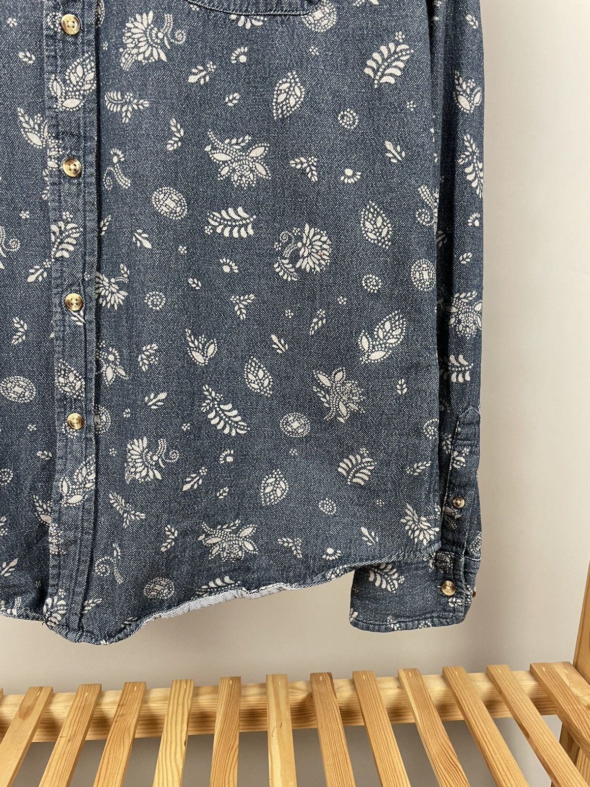 Obey × Vintage Obey propaganda denim bandanna shirt size xl Size US XL / EU 56 / 4 - 5 Thumbnail