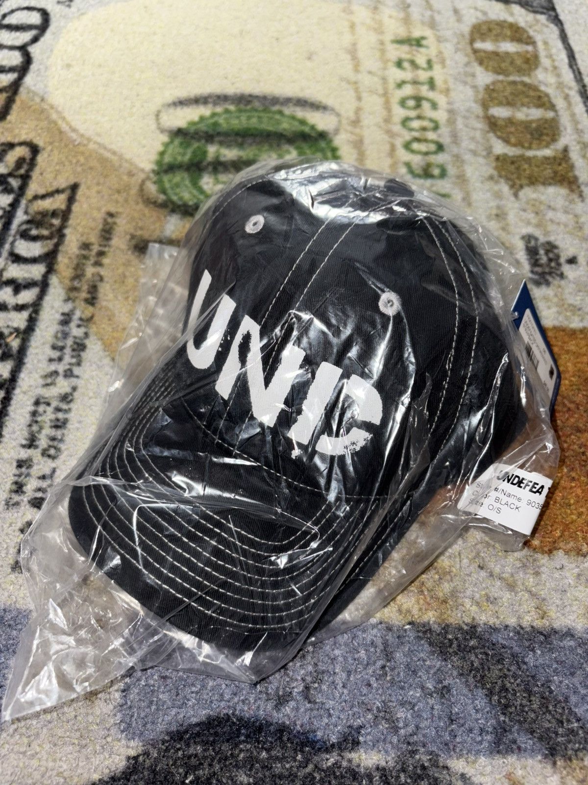 Undefeated UNDEFEATED DISTRESSED STRAPBACK Size ONE SIZE - 1 Thumbnail