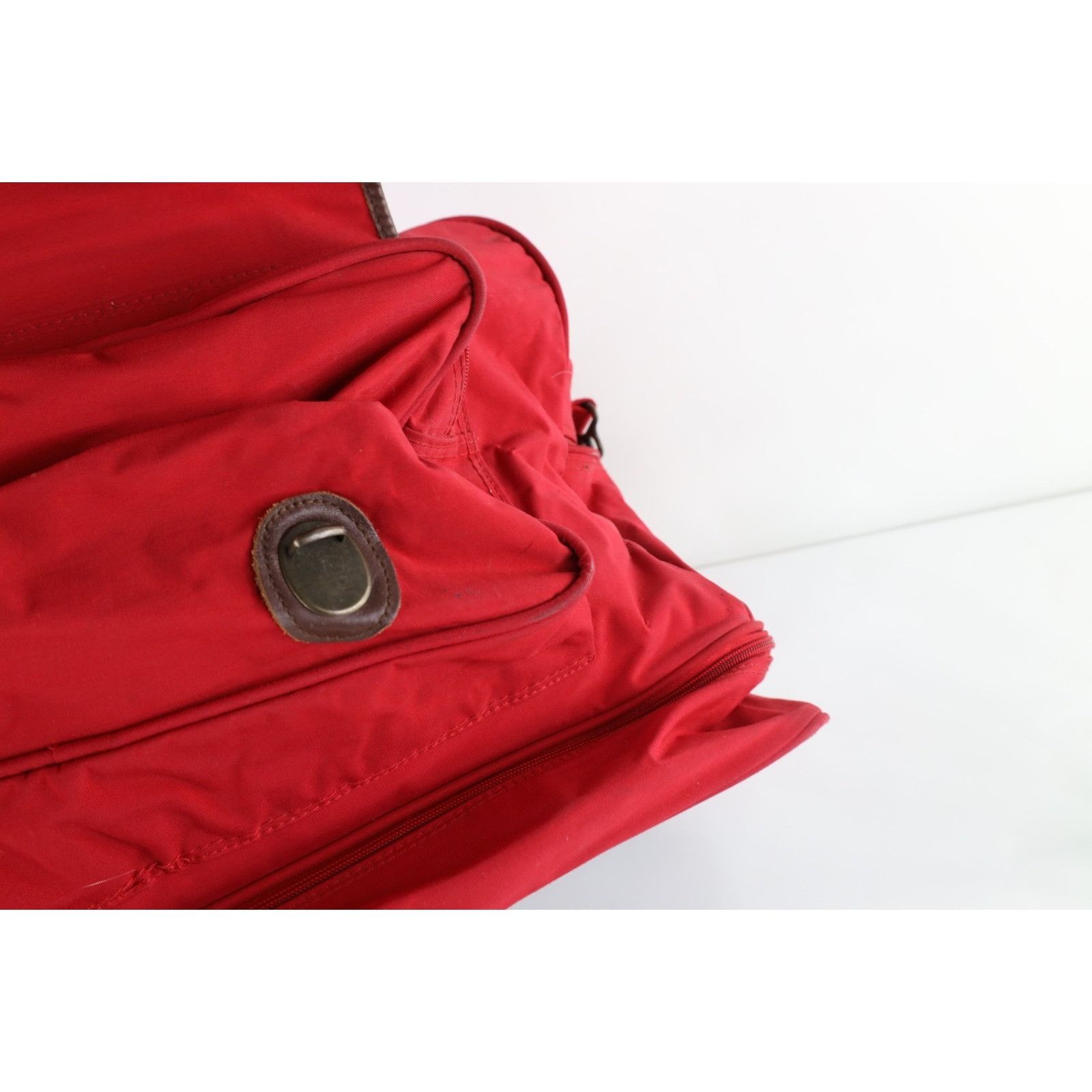 Marlboro Vintage 90s Marlboro Distressed Spell Out Handled Duffel Bag Size ONE SIZE - 5 Thumbnail