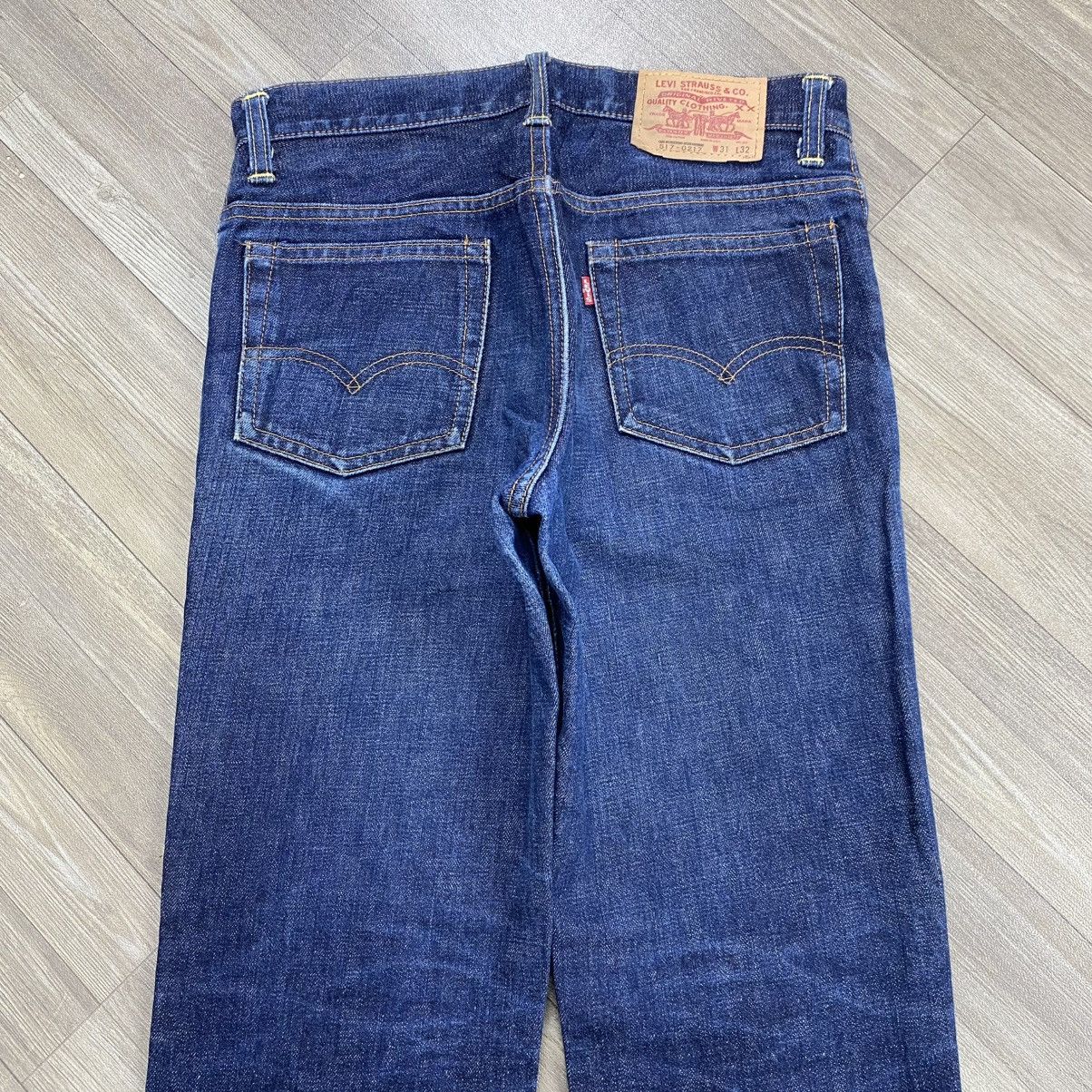 Levi's Vintage Clothing 1990s Vintage Levis 517 USA Bell Button Bootcut Flared Jeans Size US 31 - 22 Thumbnail