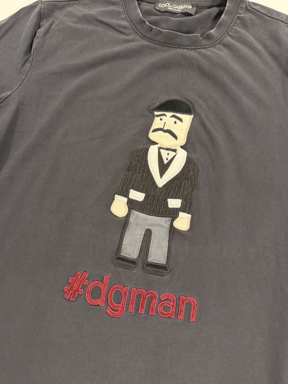 Dolce & Gabbana Vintage Dolce & Gabbana “#dgman” Embroidered T Shirt Size S Size US S / EU 44-46 / 1 - 3 Thumbnail