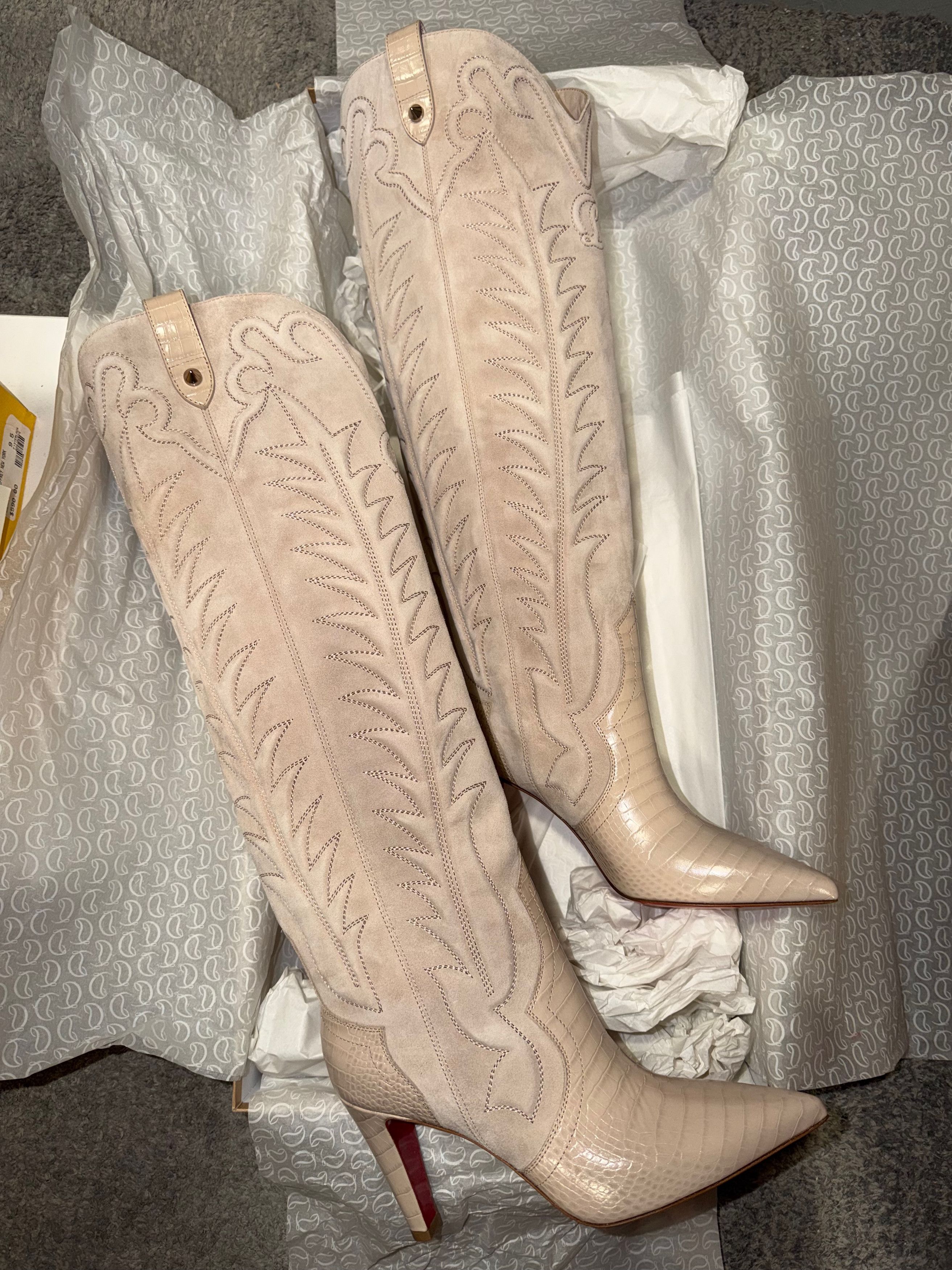 Christian Louboutin Santia Botta 85 Pearl Beige Western Knee High Heel Boot 38 Size US 8 / IT 38 - 2 Thumbnail