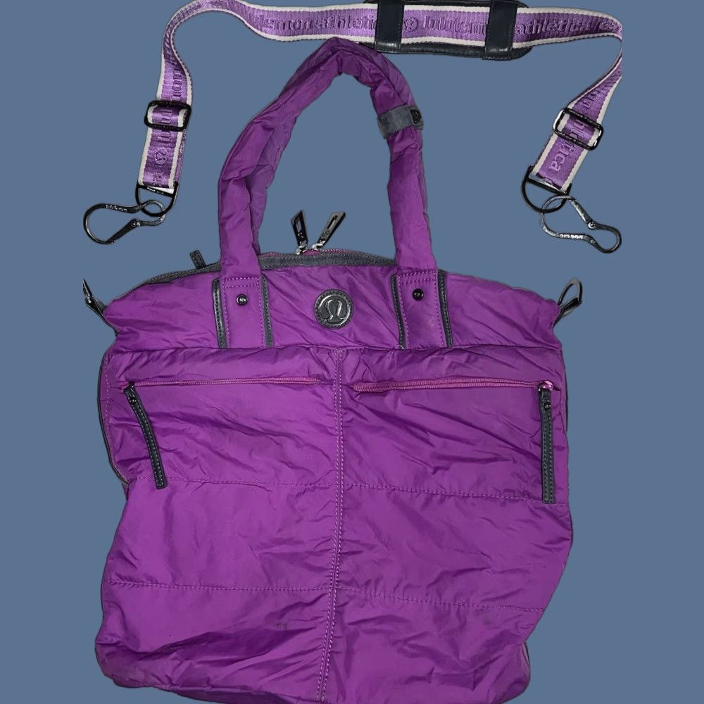 Lululemon Lululemon Bon Voyage Duffel Bag Purple Large Travel Size ONE SIZE - 1 Thumbnail