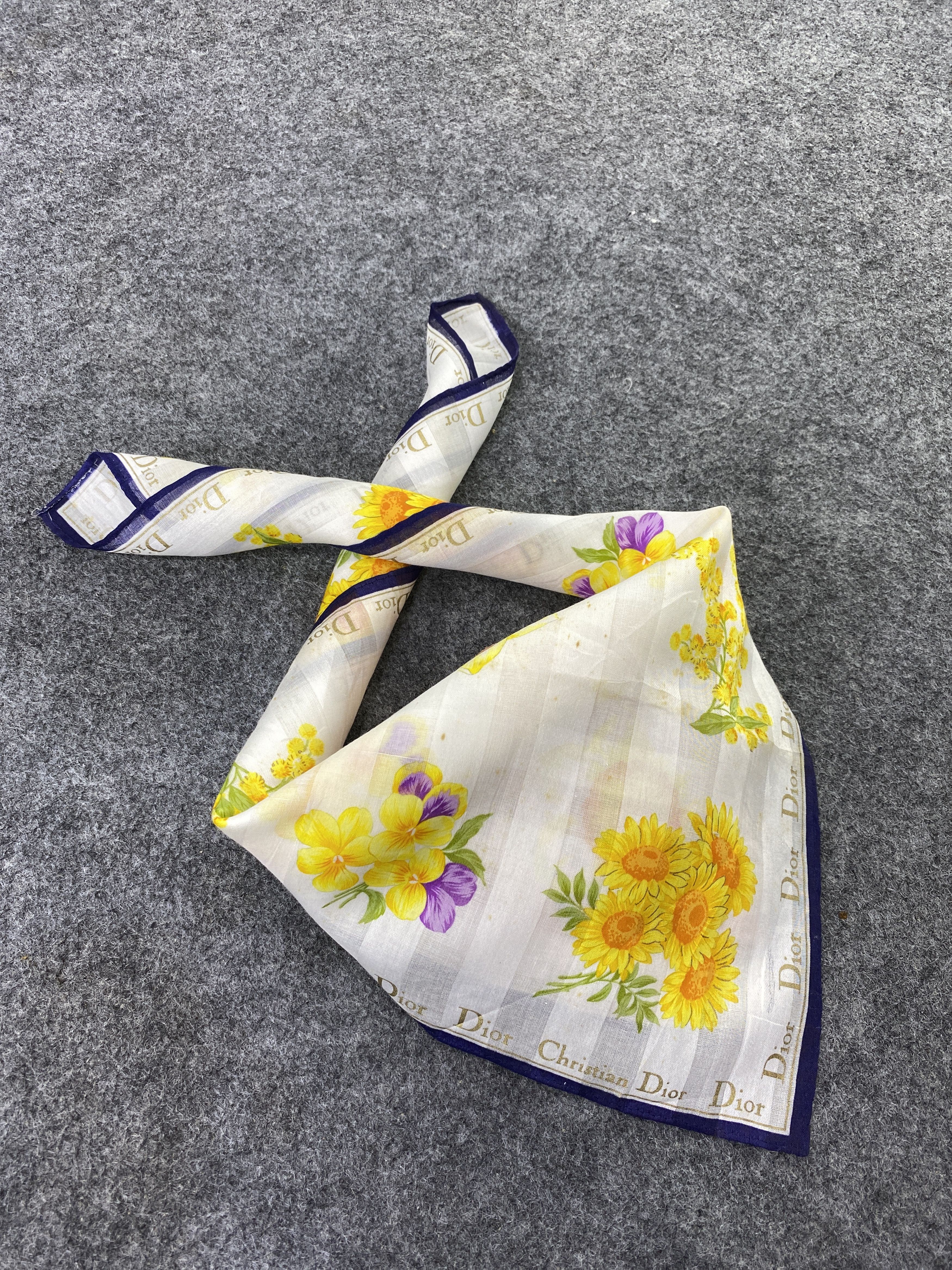 Christian Dior Monsieur Christian Dior Handkerchief / Bandana / Neckerchief-B249 Size ONE SIZE - 1 Thumbnail