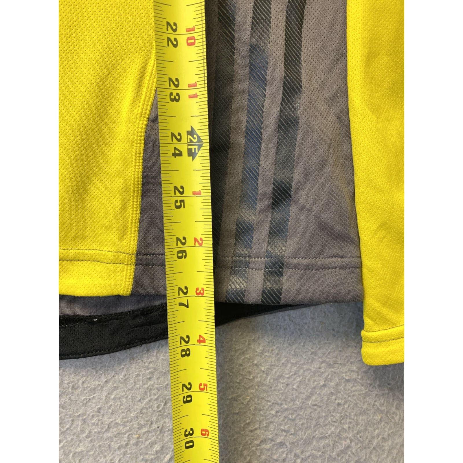 Adidas Adidas Sweatshirt Men’s Yellow Crew Neck 3 Stripe Long Sleeve M Casual /45-71 Size US M / EU 48-50 / 2 - 6 Thumbnail