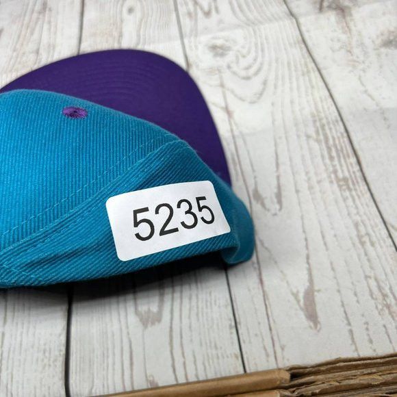 Adidas Vintage Charlotte Hornets NBA Adidas Hat Snapback Size ONE SIZE - 7 Thumbnail