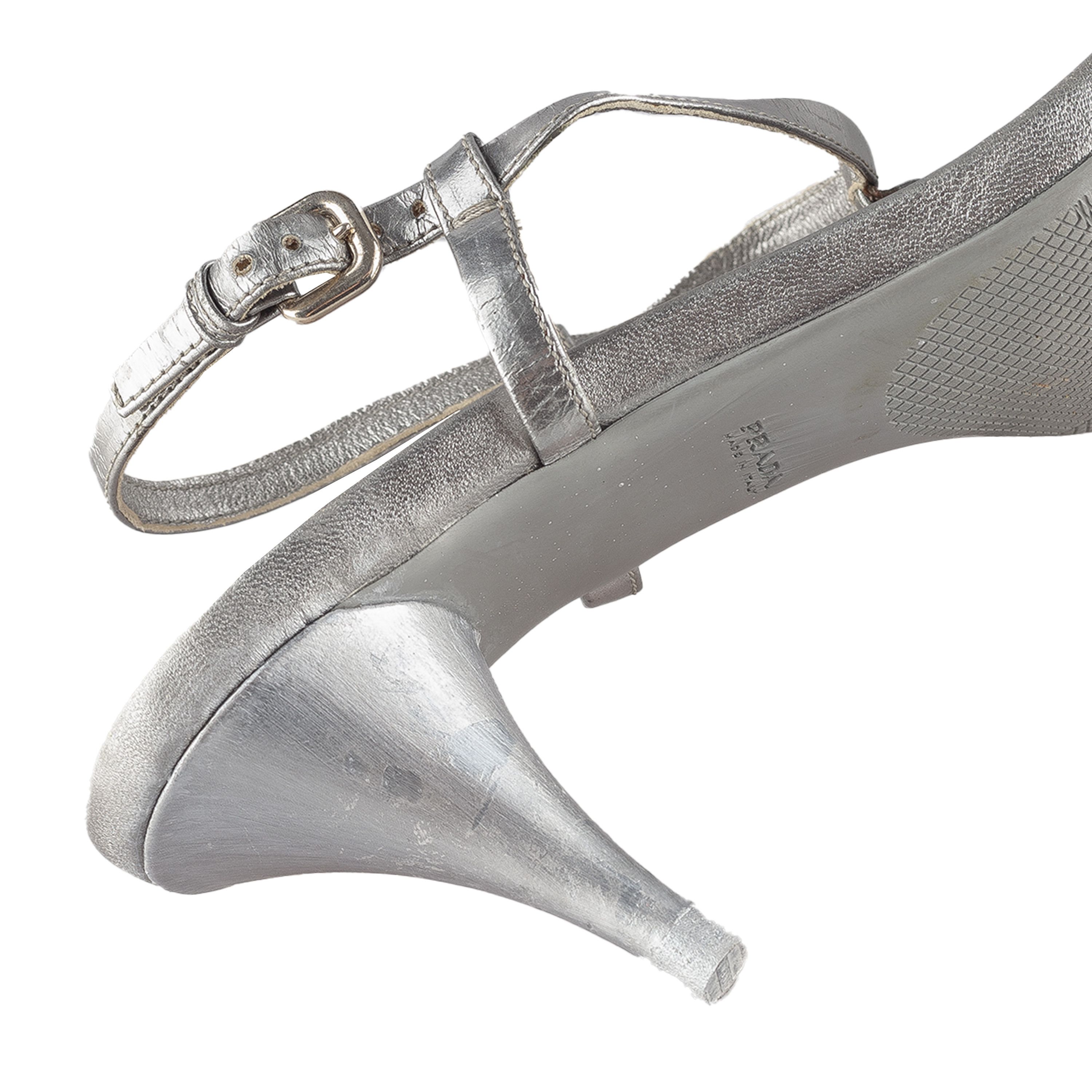 Prada Prada Vintage Silver Sandals (38,5 EU) Size US 8.5 / IT 38.5 - 7 Thumbnail