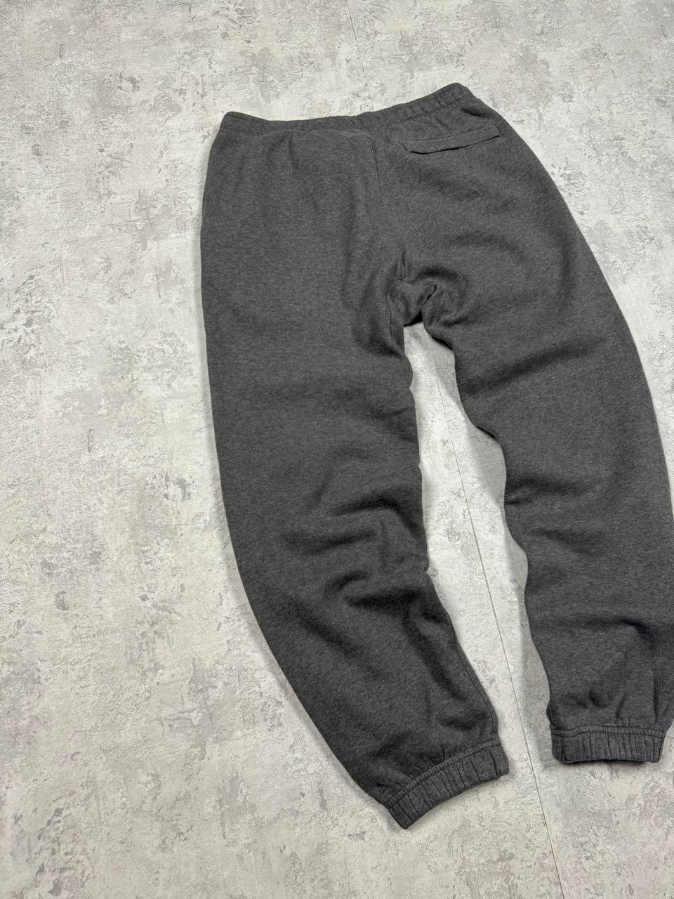 Nike Vintage Nike Gray Sweatpants Joggers Size S Size US 32 / EU 48 - 8 Thumbnail